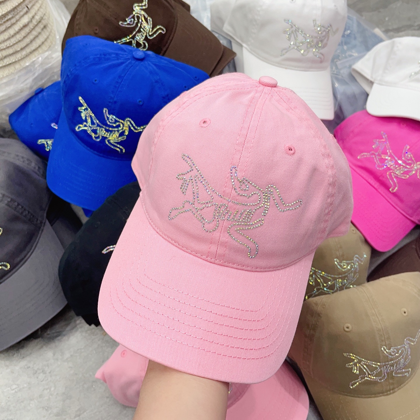 SPECIAL PRICE P84 WITH DUSTPROOF BAGS. 2025 NEW WATER-DRILLING BASEBALL CAPS FOR MEN AND WOMEN - 图片 5