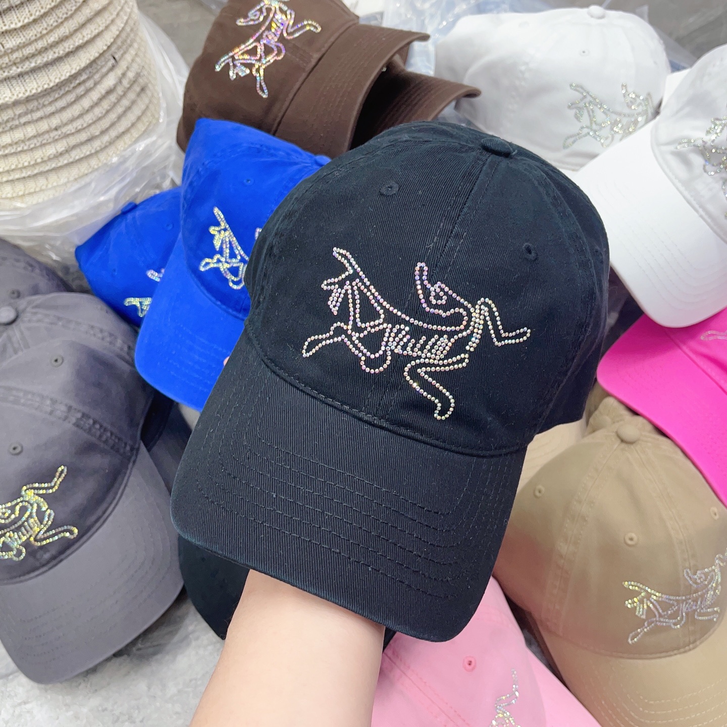SPECIAL PRICE P84 WITH DUSTPROOF BAGS. 2025 NEW WATER-DRILLING BASEBALL CAPS FOR MEN AND WOMEN - 图片 4