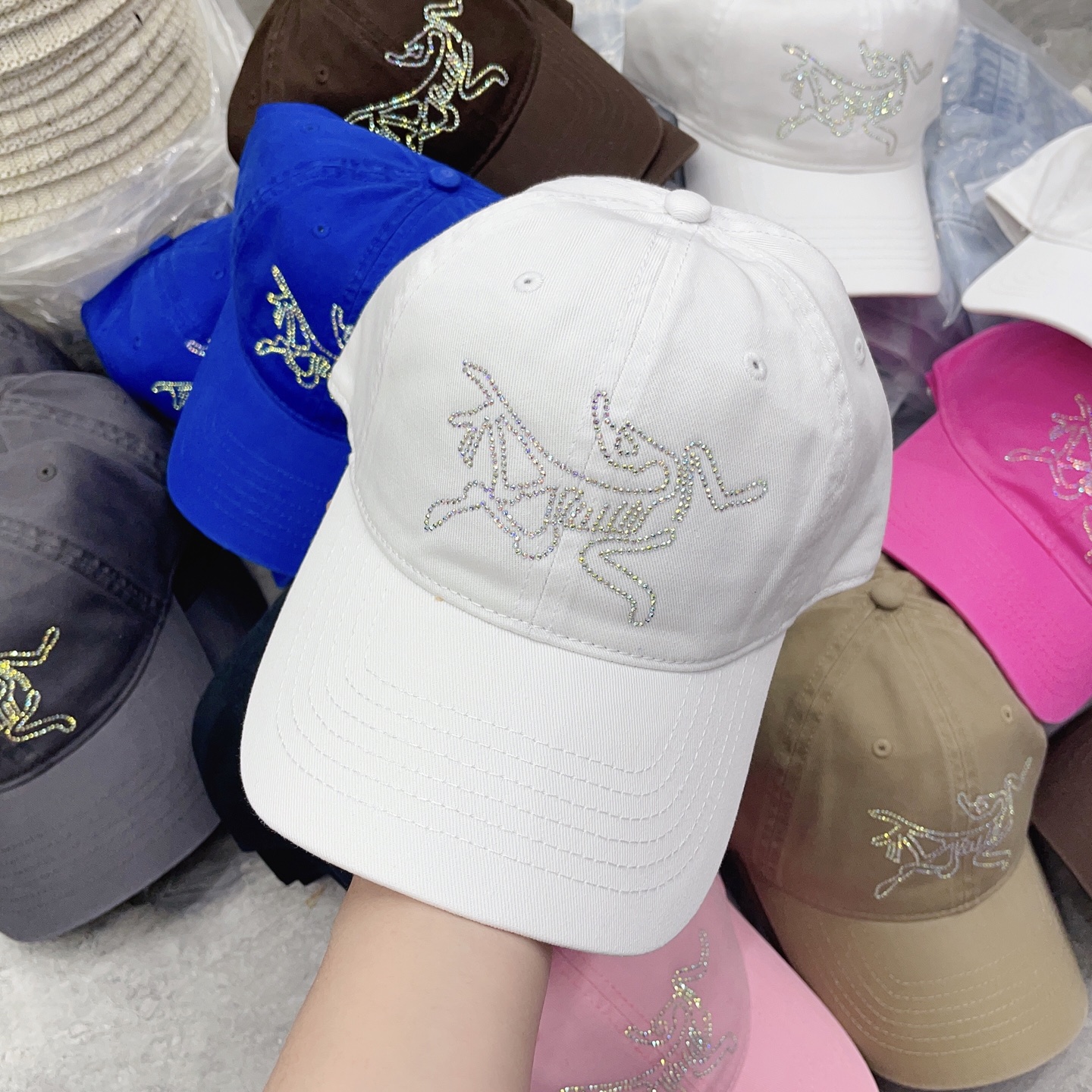 SPECIAL PRICE P84 WITH DUSTPROOF BAGS. 2025 NEW WATER-DRILLING BASEBALL CAPS FOR MEN AND WOMEN - 图片 8