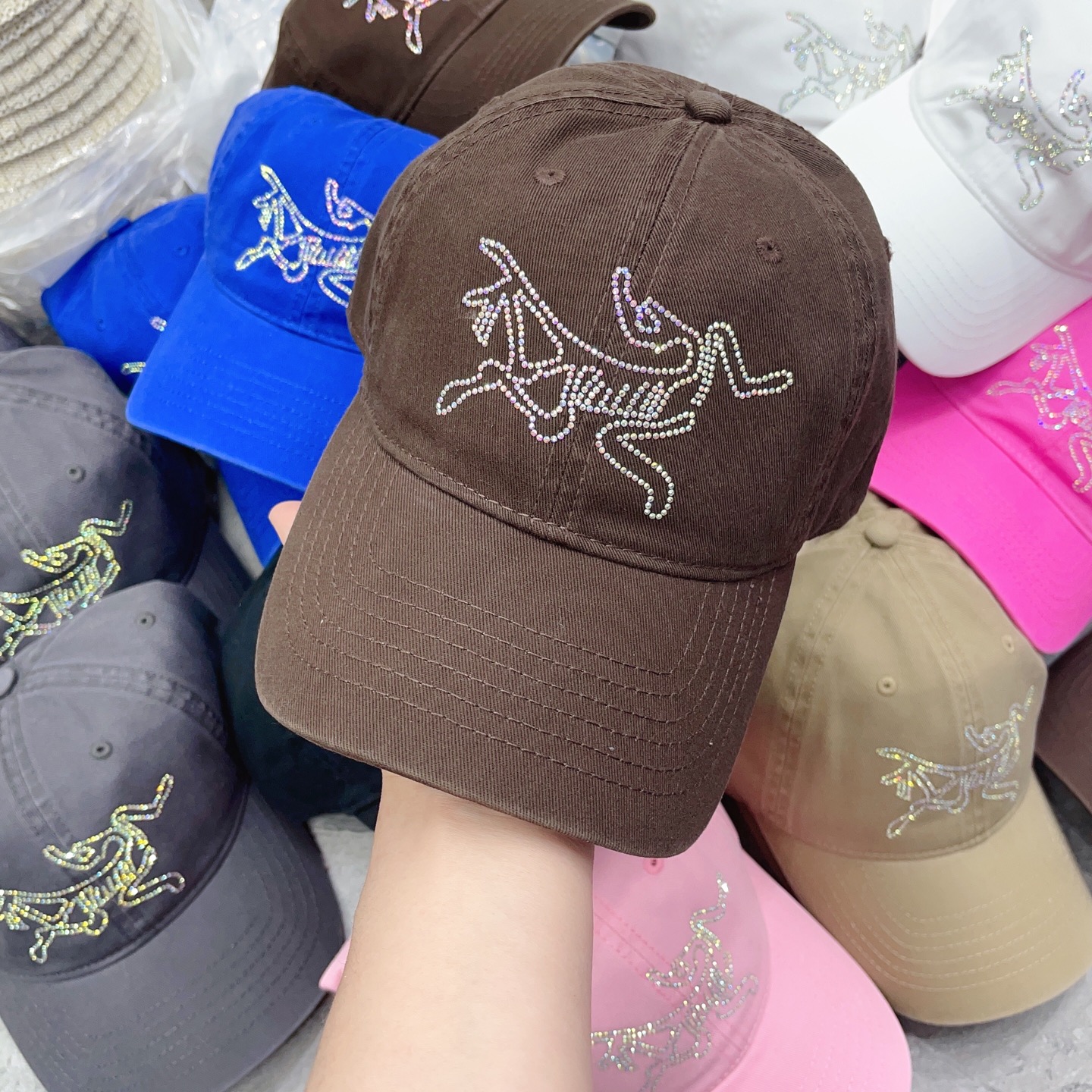 SPECIAL PRICE P84 WITH DUSTPROOF BAGS. 2025 NEW WATER-DRILLING BASEBALL CAPS FOR MEN AND WOMEN - 图片 2