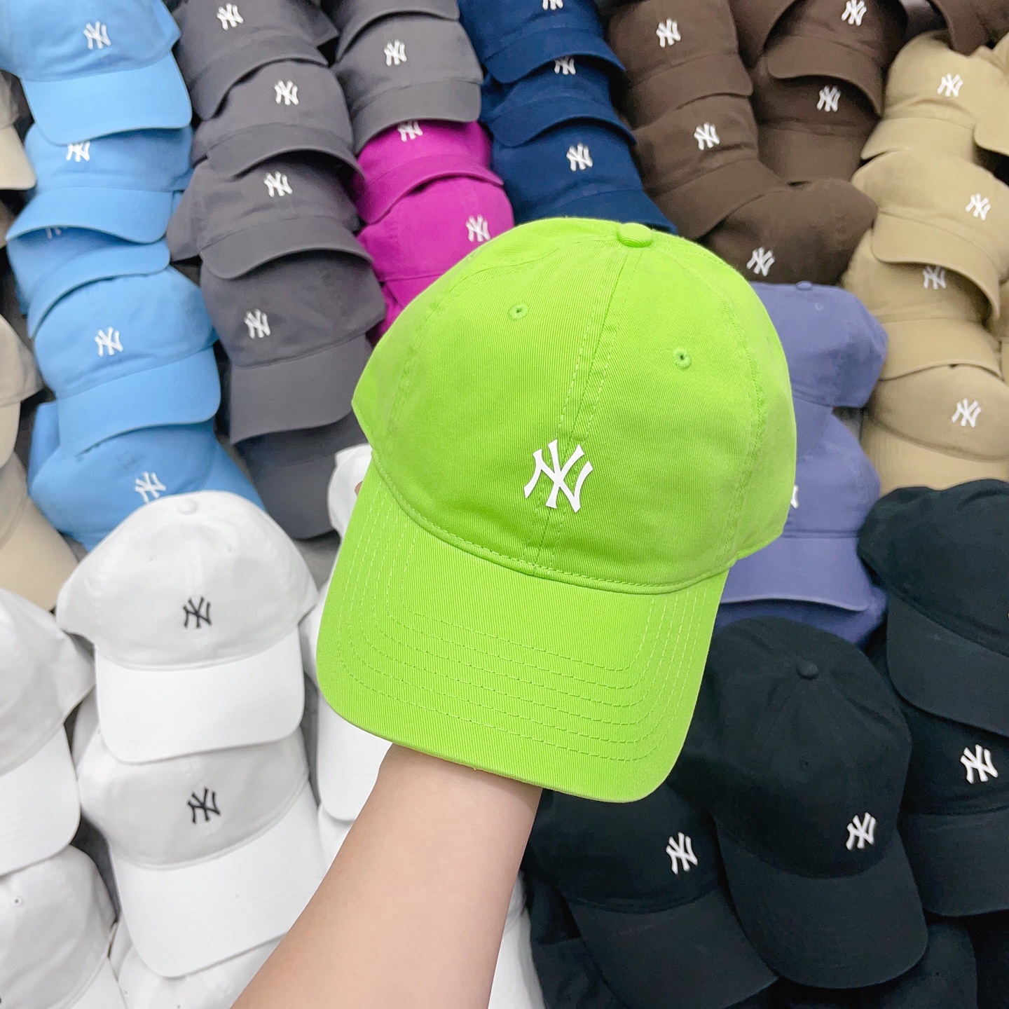SPECIAL PRICE P84 WITH DUSTPROOF BAGS. [NY] A NEW 2025 SHORT BASEBALL CAP - 图片 9