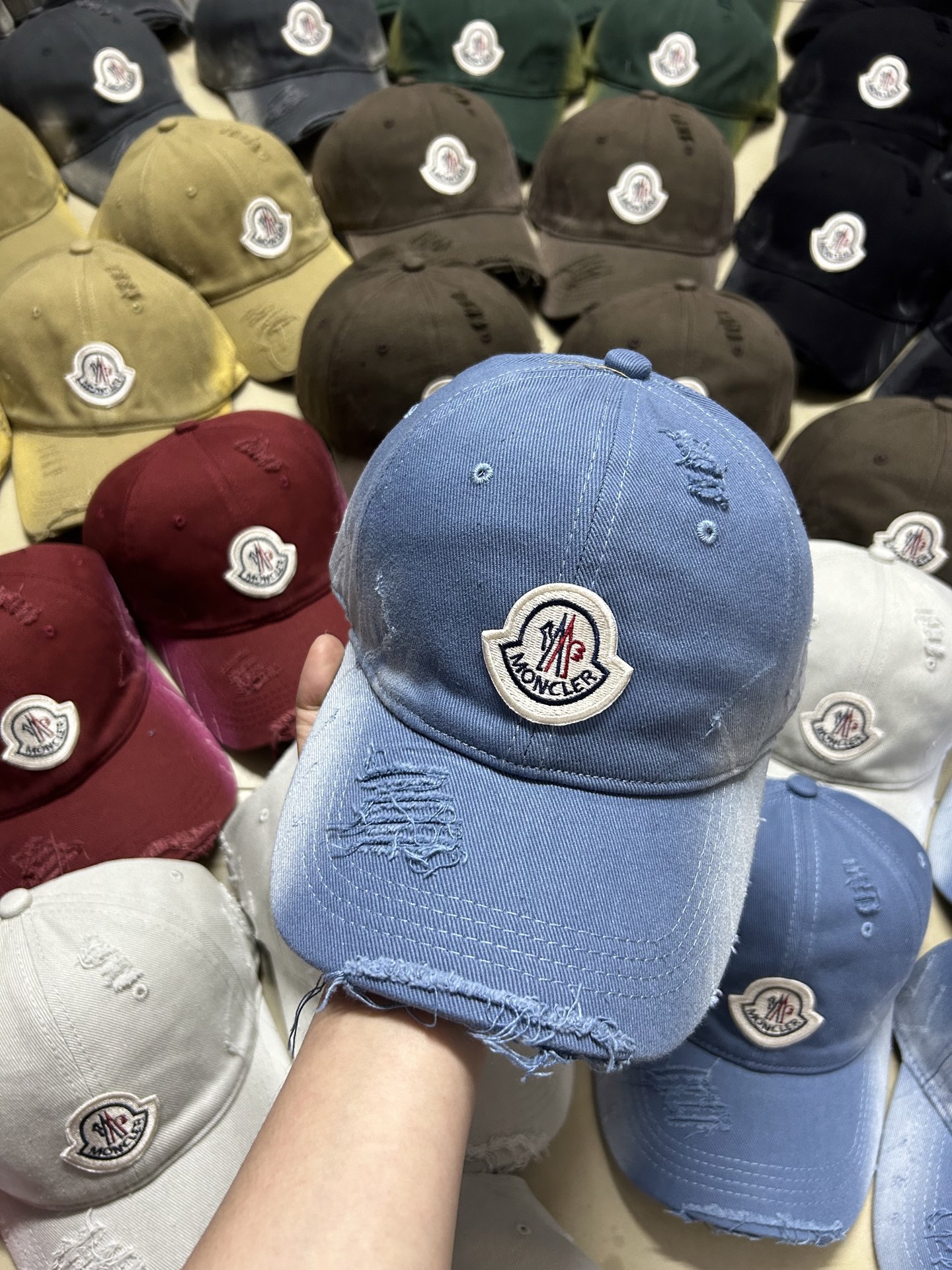 SPECIAL PRICE P84 WITH DUSTPROOF BAGS. THE NEW 2025 SHORT BASEBALL CAP, BOTH MALE AND FEMALE - 图片 4