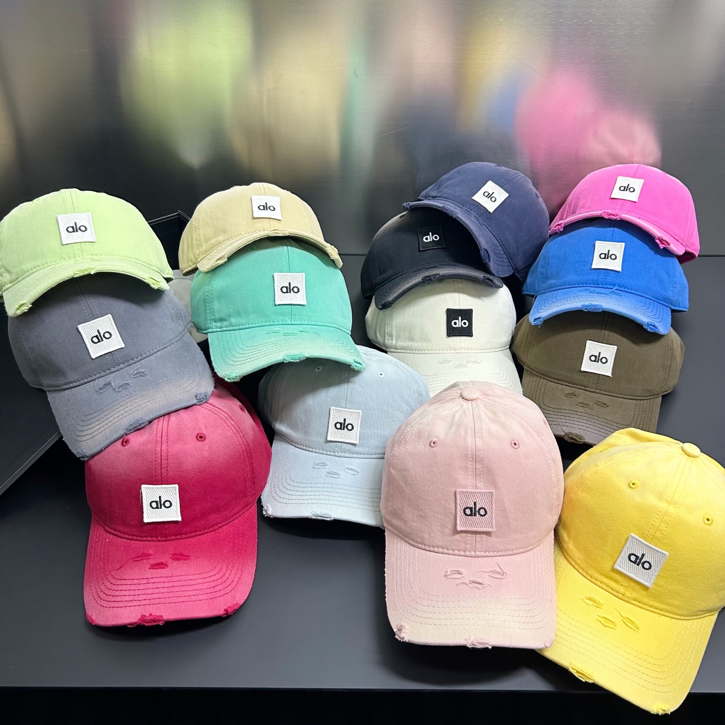 💛配防尘袋。【alo 】2025新款简约做旧棒球帽，男女通用～酷帅出街