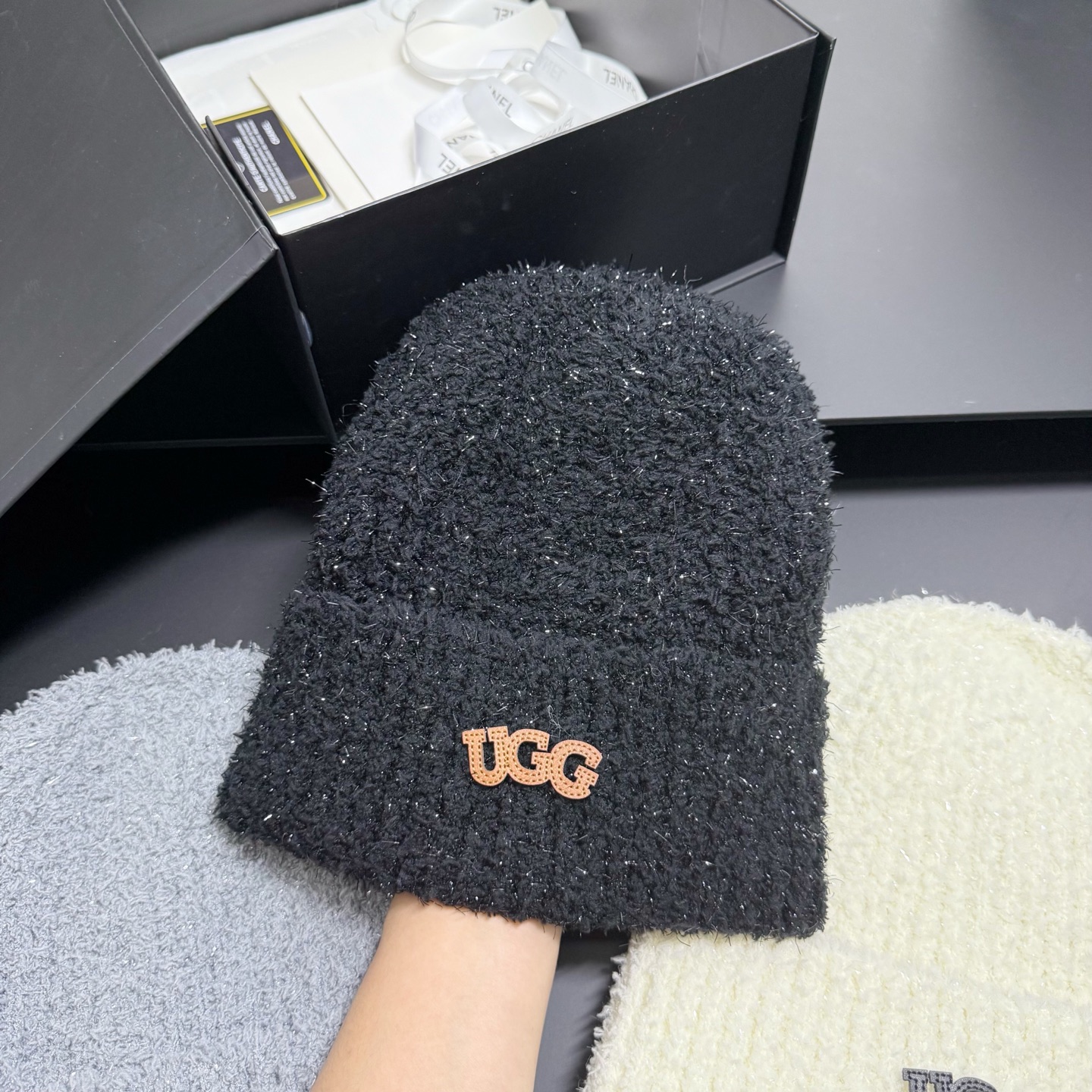 💛配防尘袋【UGG】2025秋冬新款亮丝男女款针织毛线帽，大牌简约～秋冬穿搭必备