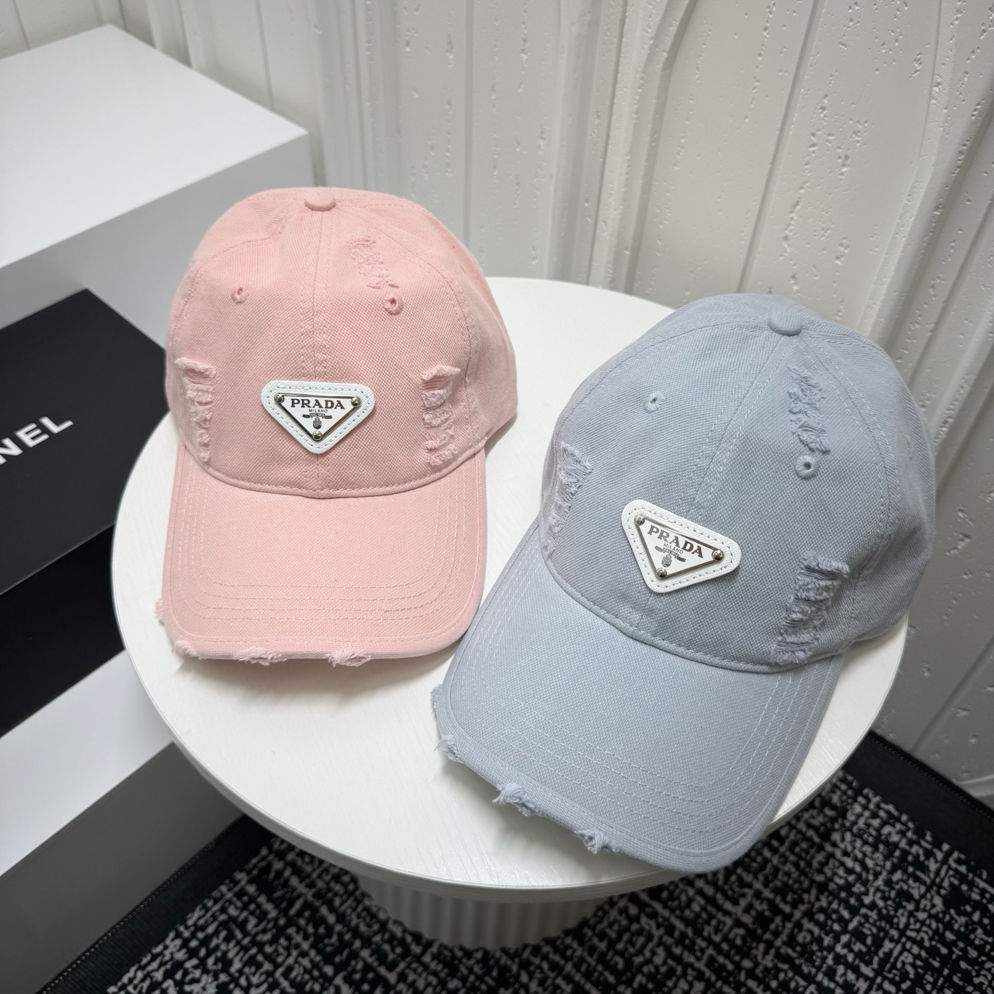 💛配防尘袋。【Prada普拉达】2026新款简约男女款棒球帽，日常百搭
