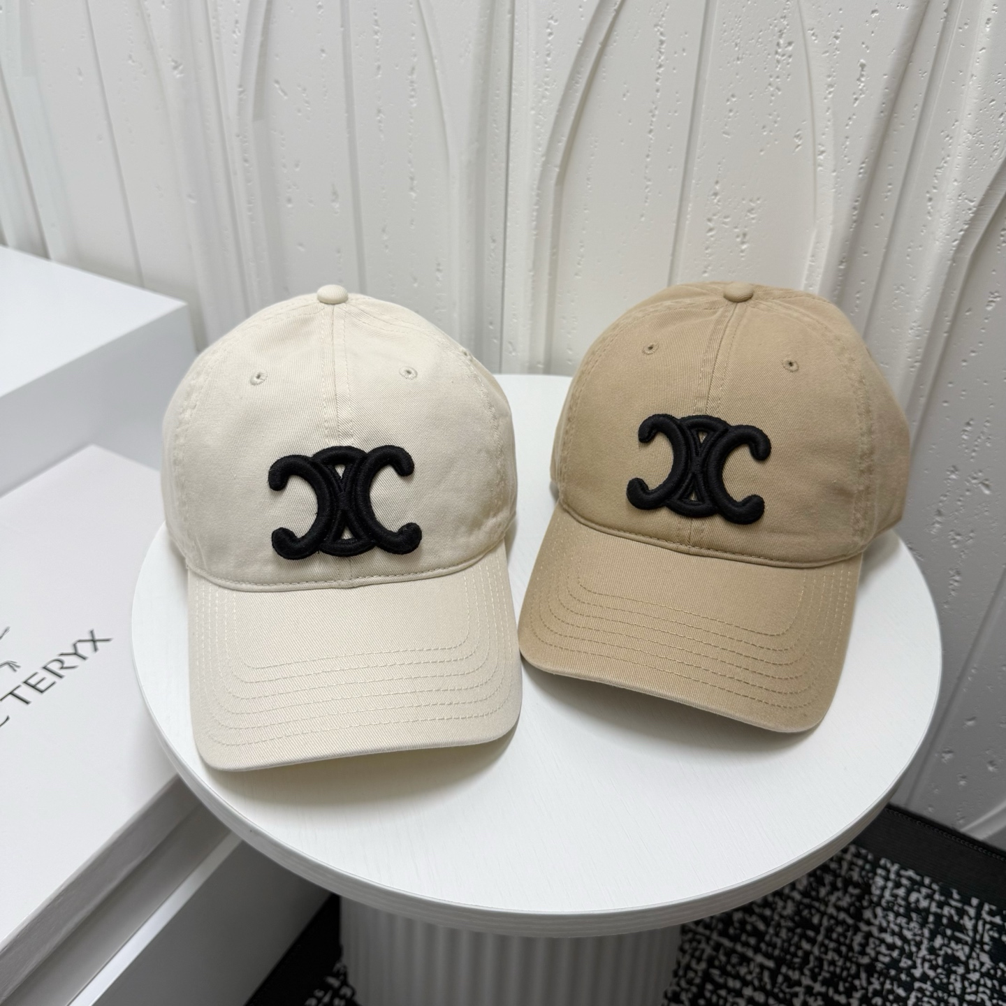 💛配防尘袋。【Celine赛琳】2026新款简约男女款棒球帽，日常百搭