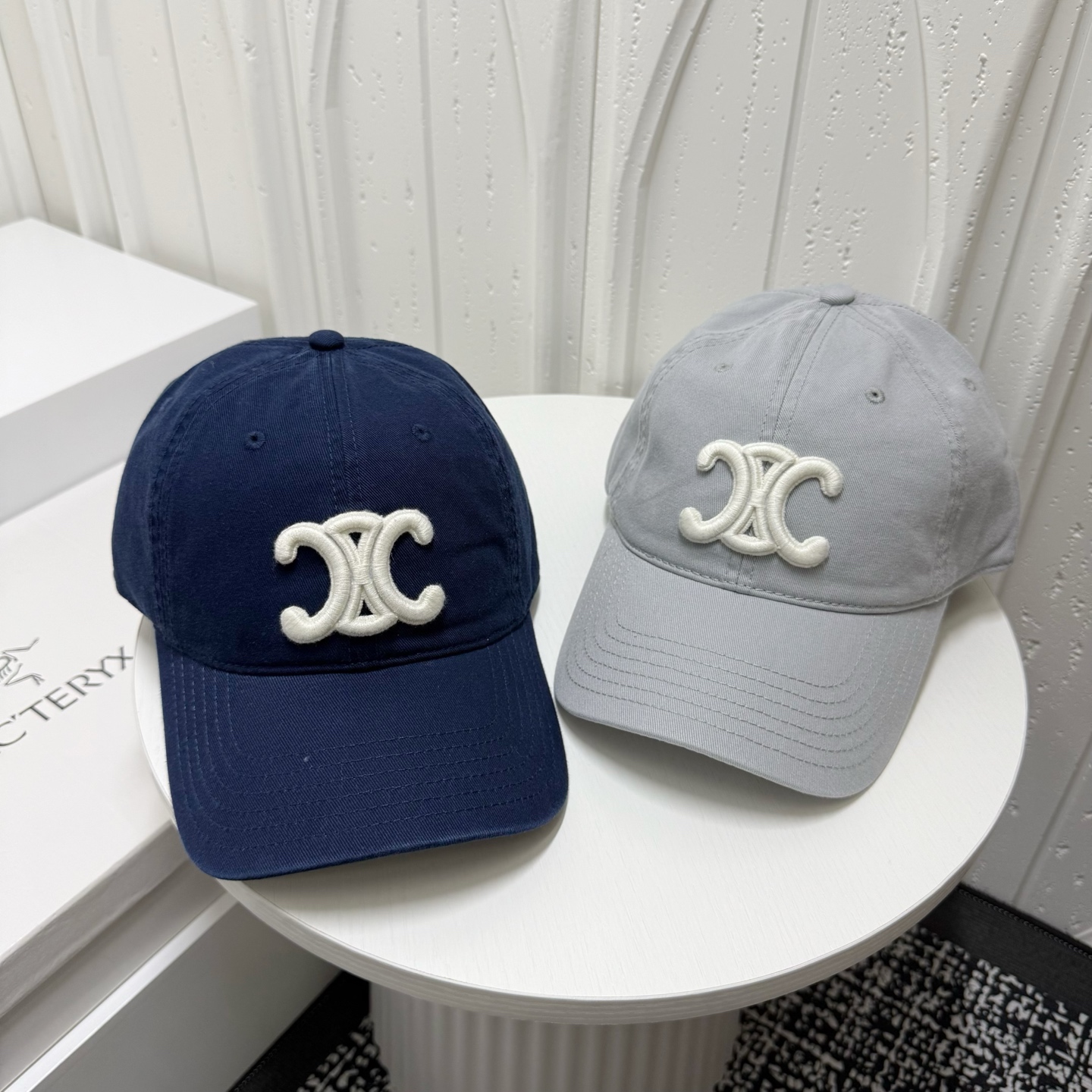 💛配防尘袋。【Celine赛琳】2026新款简约男女款棒球帽，日常百搭