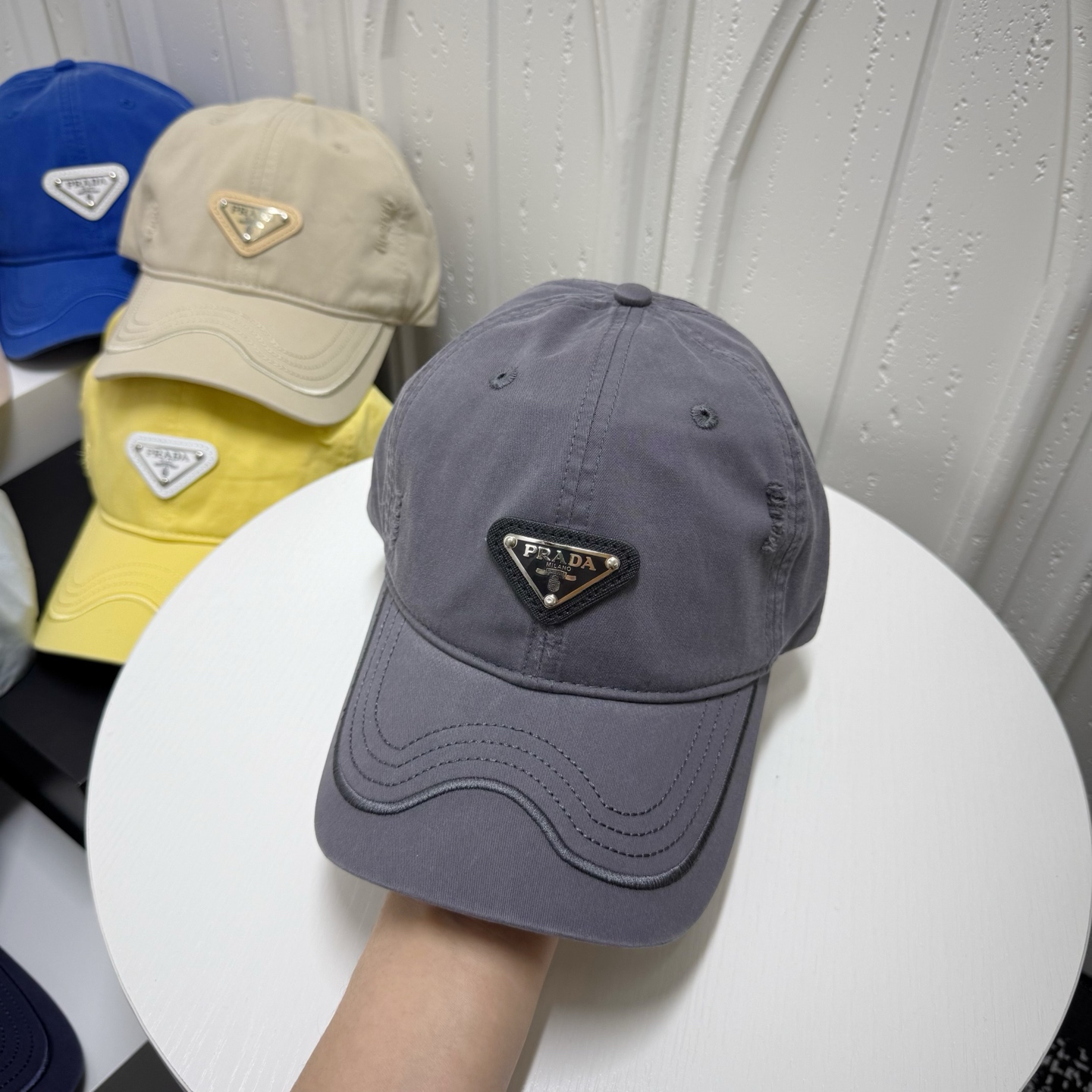 💛配防尘袋。【Prada普拉达】2026新款简约男女款棒球帽，日常百搭