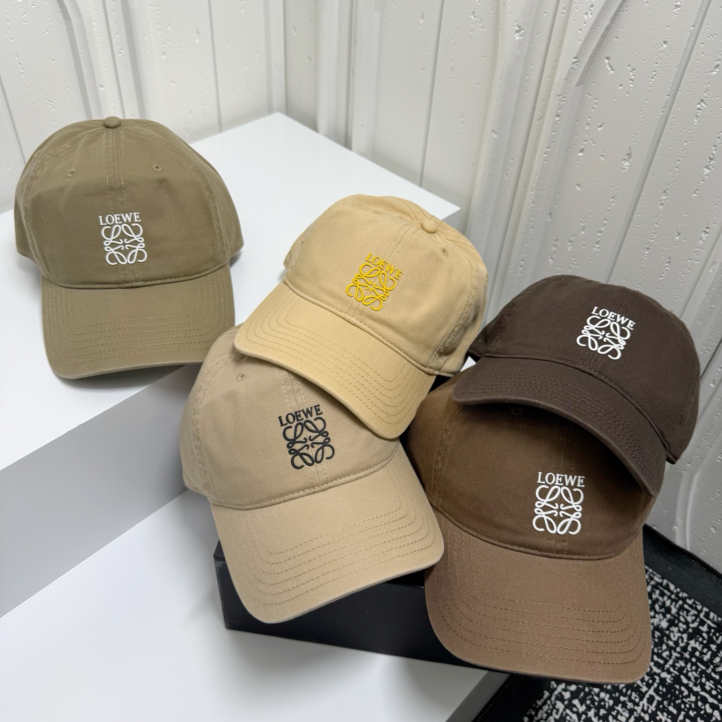🎀【罗意威LOEWE】高端软顶棒球帽32色 ————-