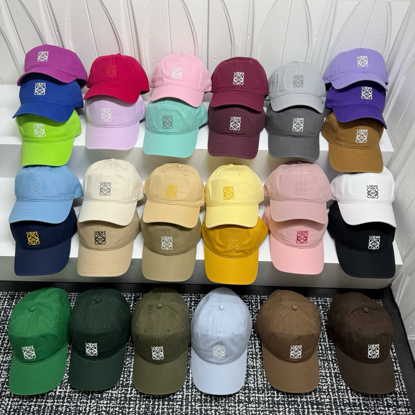 🎀【罗意威LOEWE】高端软顶棒球帽32色 ————-
