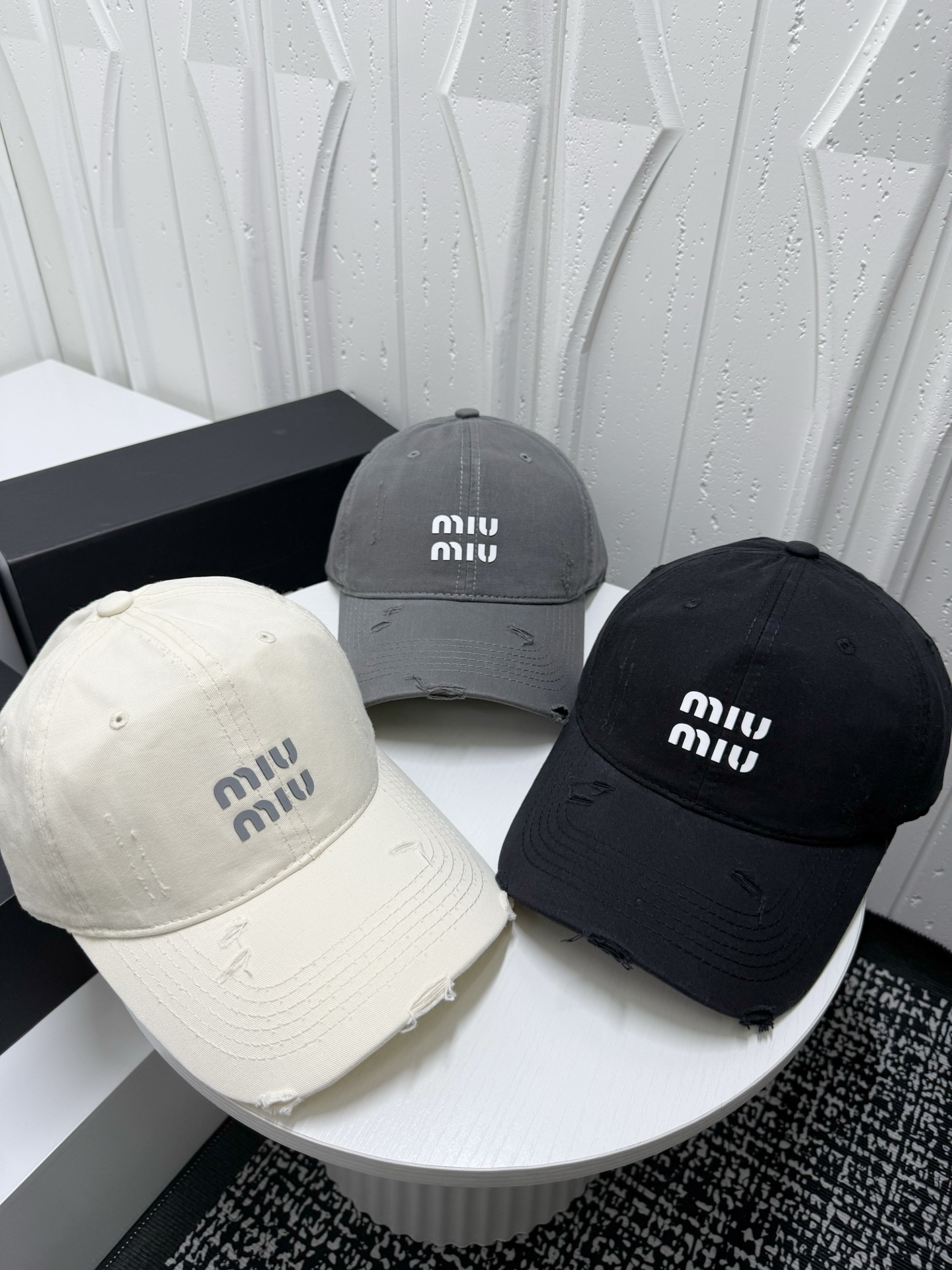 💛配防尘袋。【miumiu缪缪】2026新款简约男女棒球帽，日常百搭