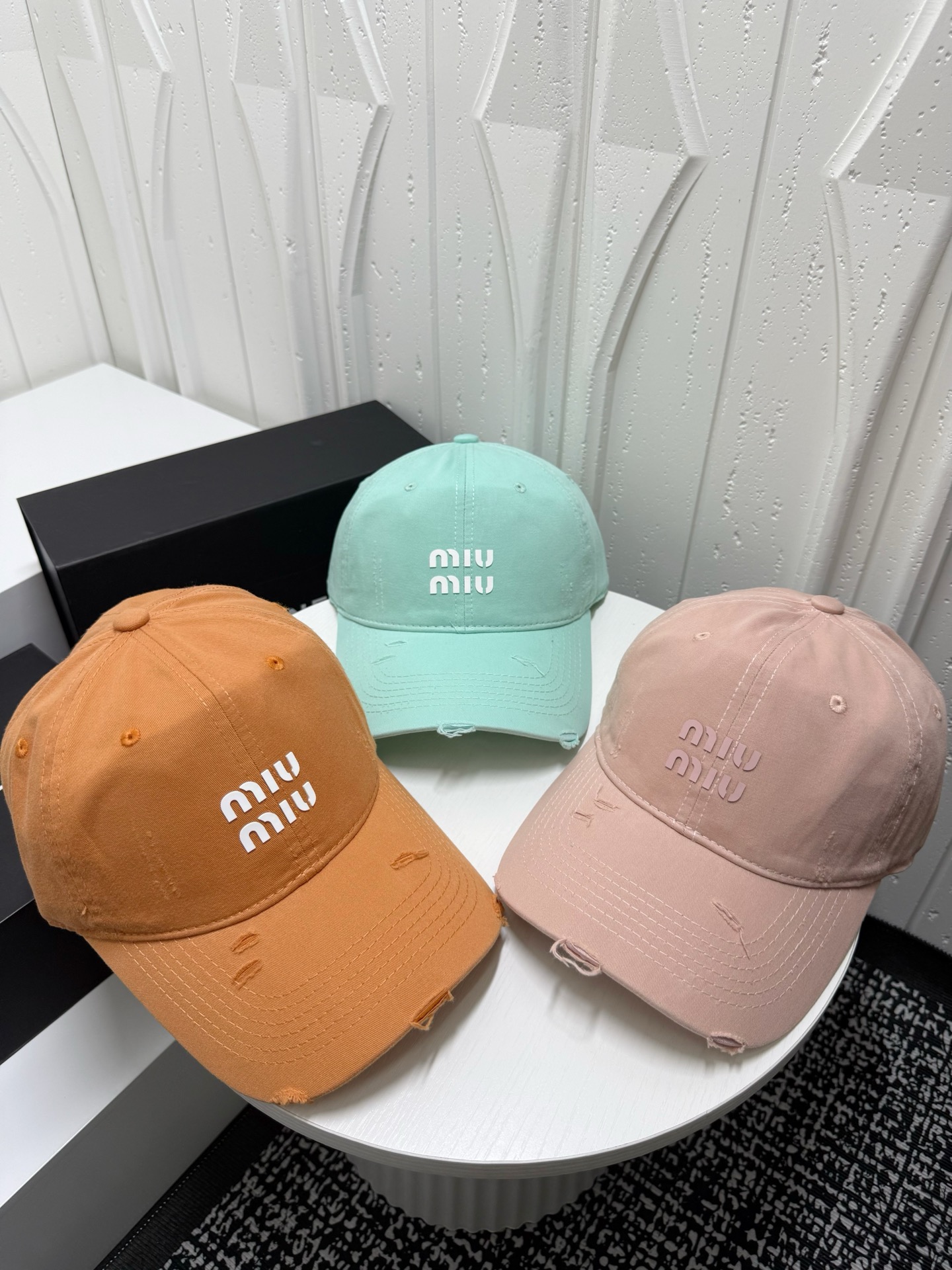 💛配防尘袋。【miumiu缪缪】2026新款简约男女棒球帽，日常百搭
