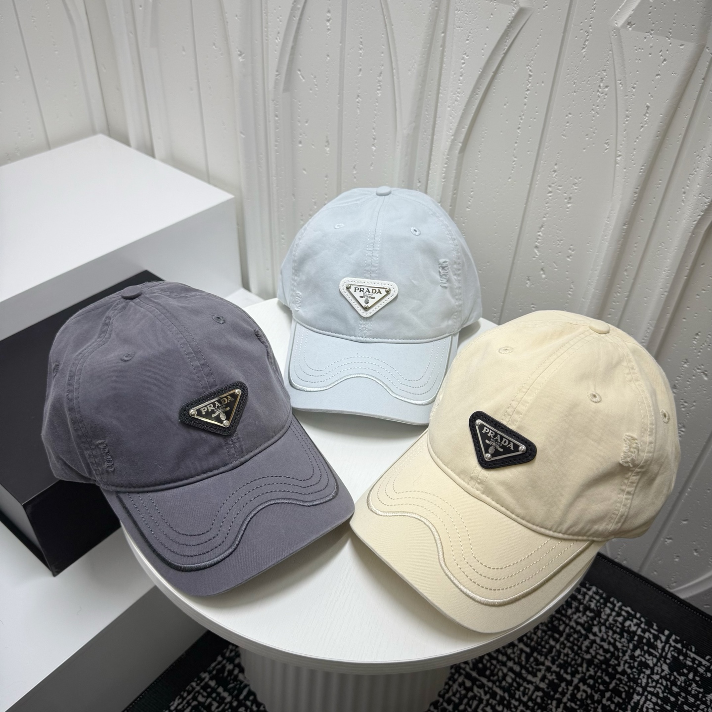 🎀Prada普拉达棒球帽🧢