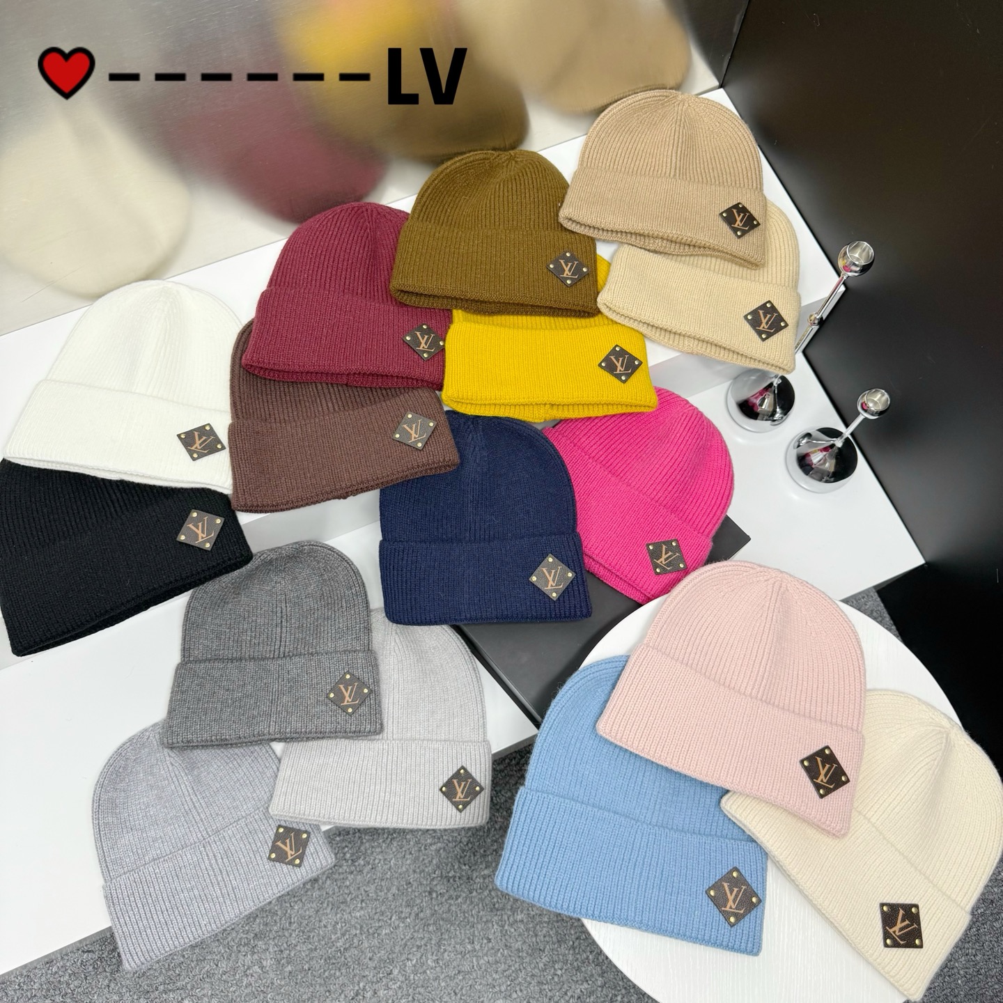💛配防尘袋【LV路易威登】2026秋冬新款小香风针织毛线帽，大牌简约～秋冬穿搭必备