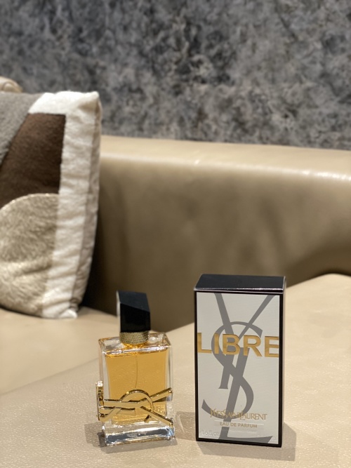 Yves Saint Laurent Libre Eau de Parfum - A Bold and Luxurious Fragrance 1 Yves Saint Laurent Libre Eau de Parfum - A Bold and Luxurious Fragrance