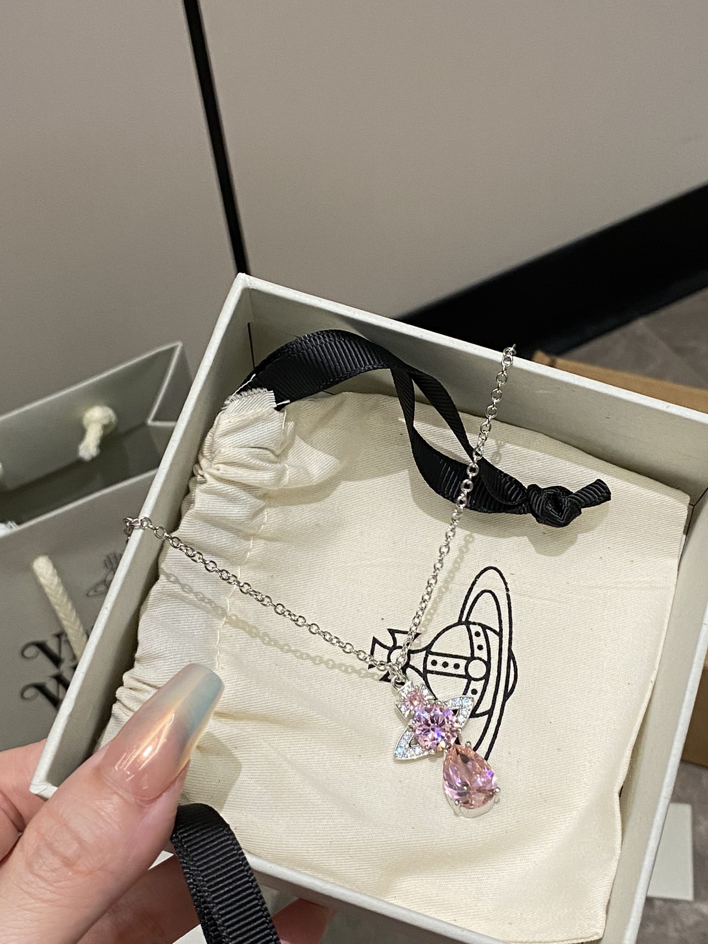 NO:361743,The Queen Mother of the West Mermaid Tears Necklace Pink, Queen Mother of the West, Necklace19860909西太后人鱼眼泪项链 粉色,西太后项链,necklace,Jewelry