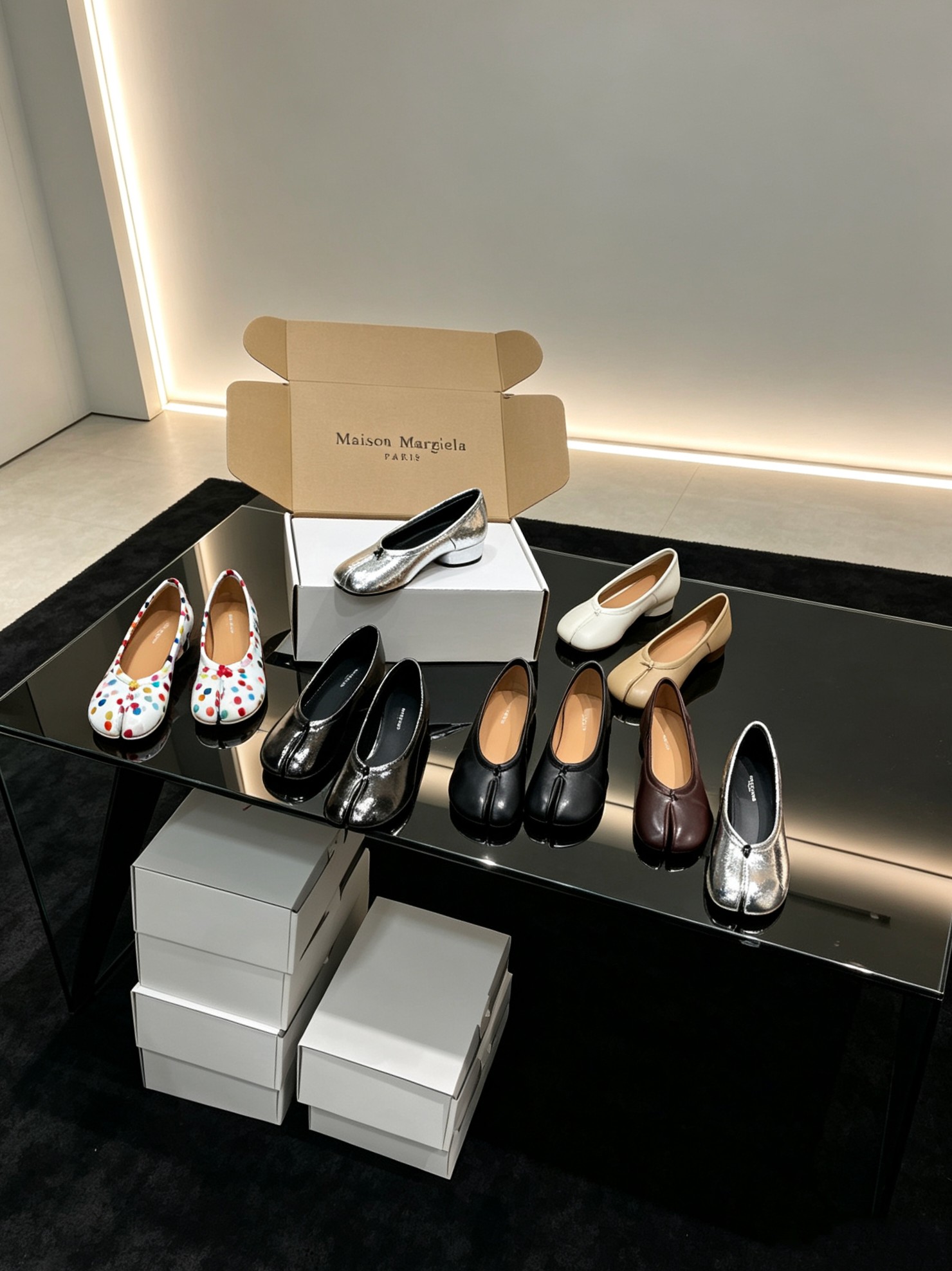 NO:927435,mm6 margiela split toe, large picture of horseshoe shoes collection., split toe shoes, masion margiela, masion margiela19860909mm6马吉拉分趾,马蹄鞋集合大图.,分趾鞋,masion margiela,masion margiela,Women's Shoes