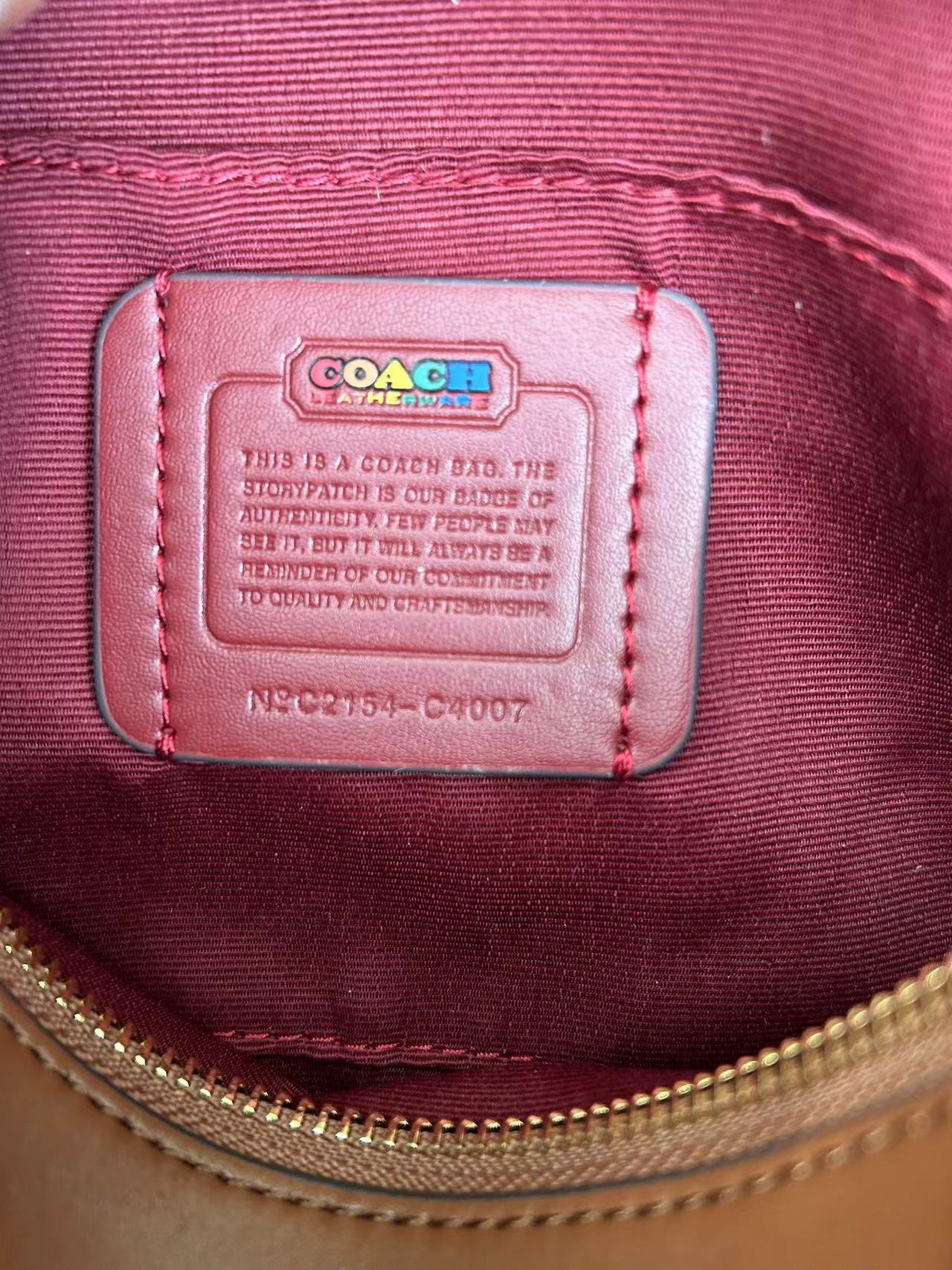 Coach C家 新款相机包#c4007彩色花纹新款男包 标志 GRAHAM斜挎包单肩包，尺寸23*15*7 供应