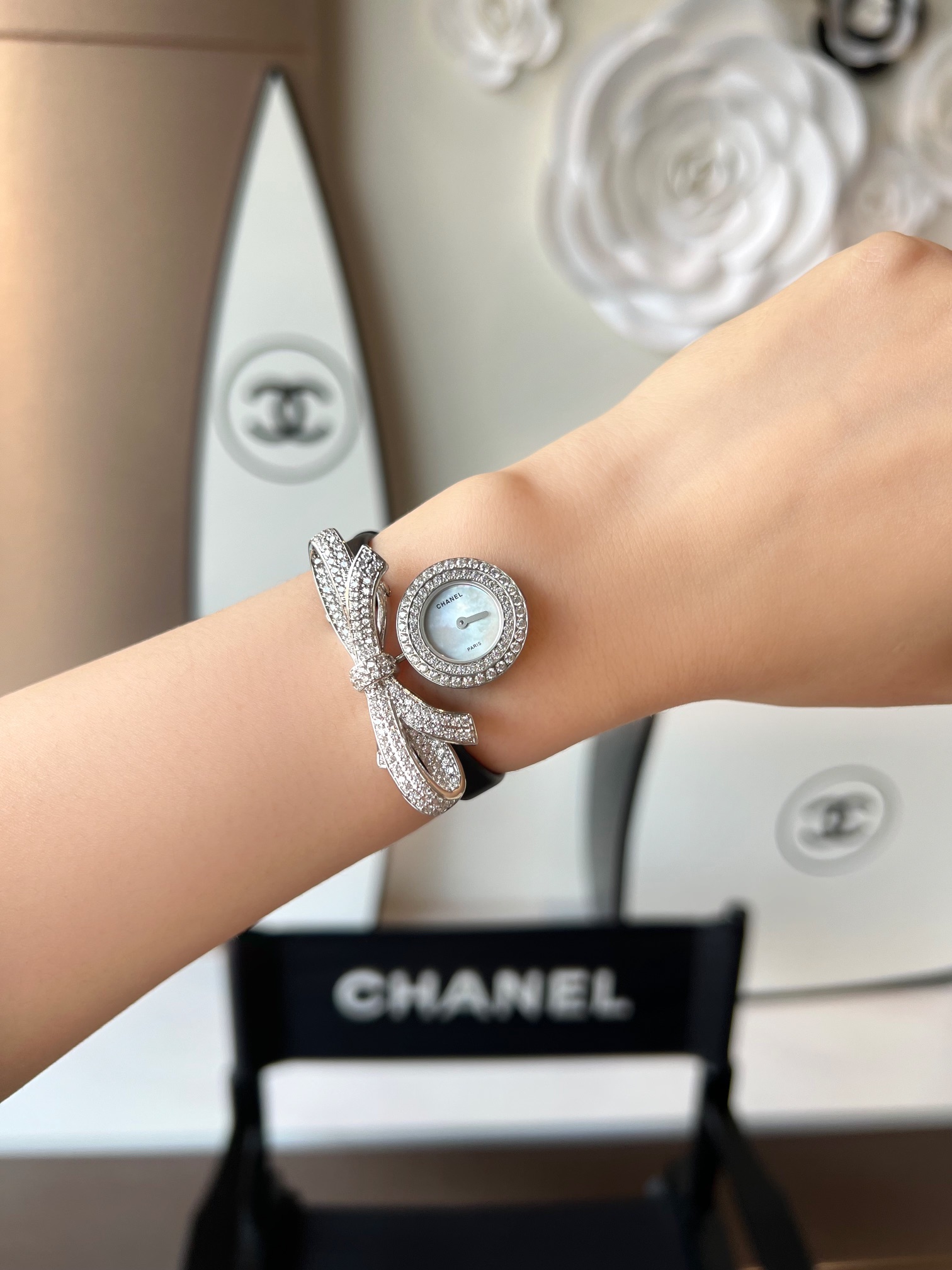 Chanel Orologio da Polso Nero Bianco Con diamanti Quartz Movement