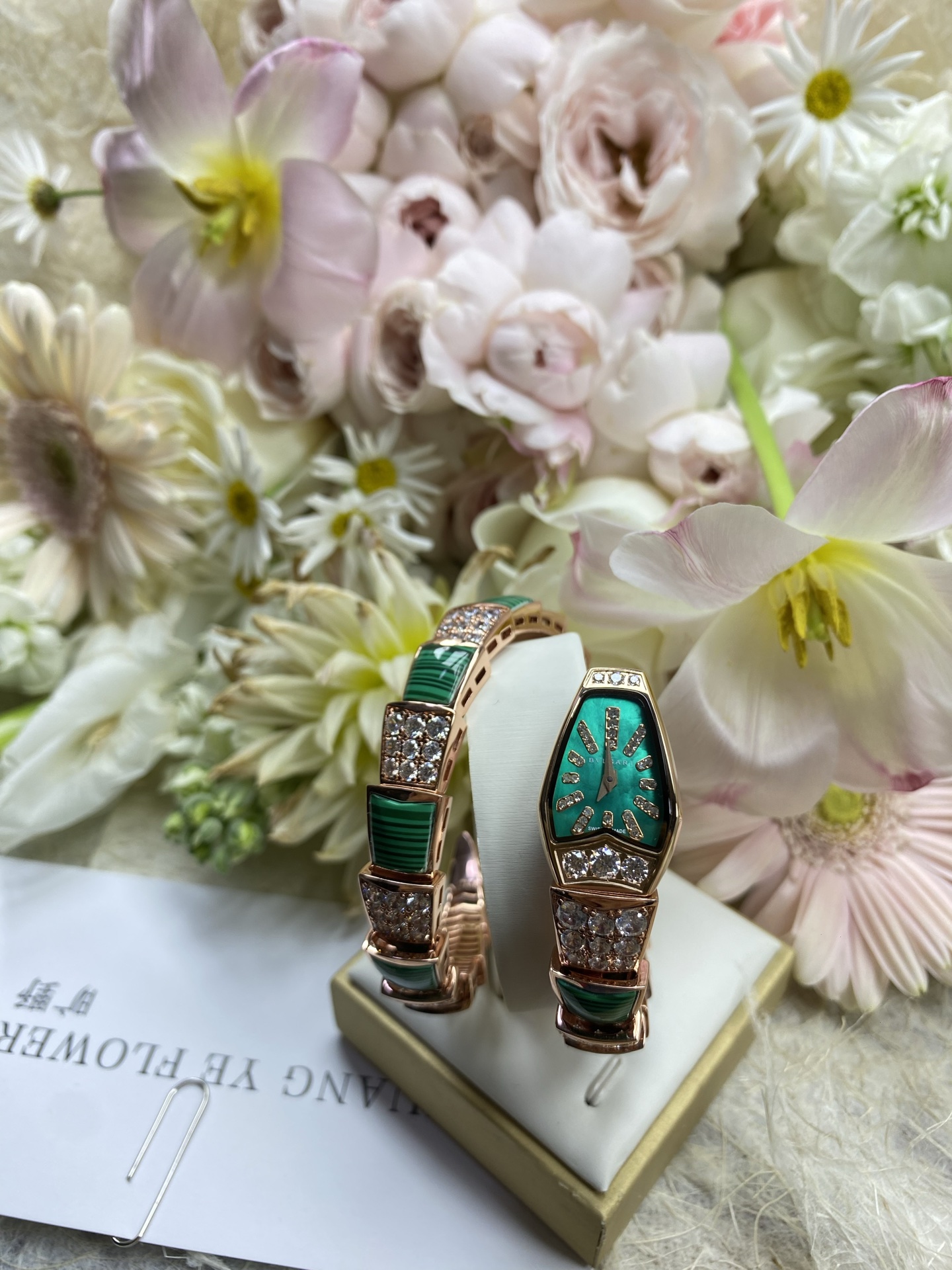 NO:822305,BVLGARI Malachite Green Snake Watch has arrived, exclusive quality in the market.,,bottega veneta,bvlgari19860909BVLGARI 孔雀绿蛇表到货,市场独家品质.,,bottega veneta,bvlgari,Watch