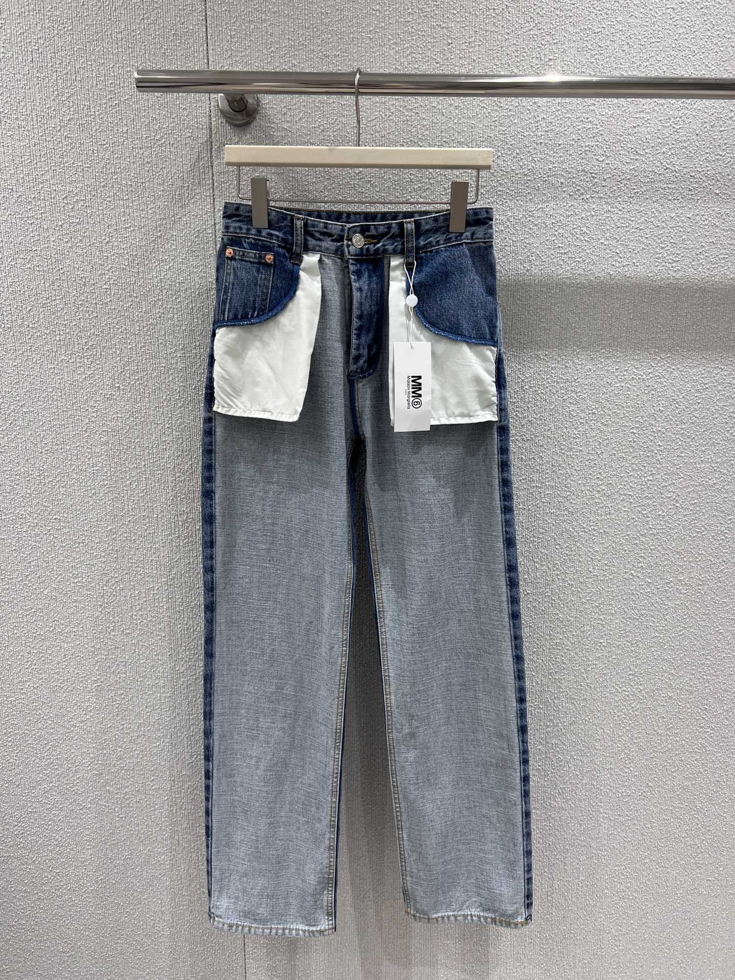 aa.jpg