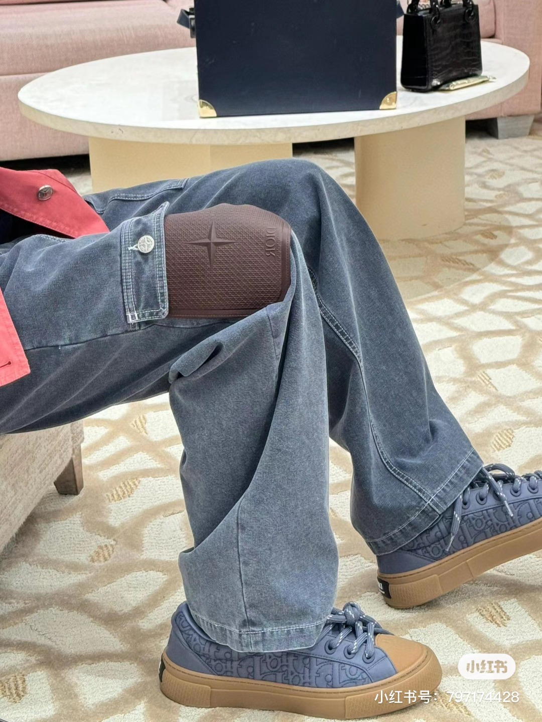 aa.jpg
