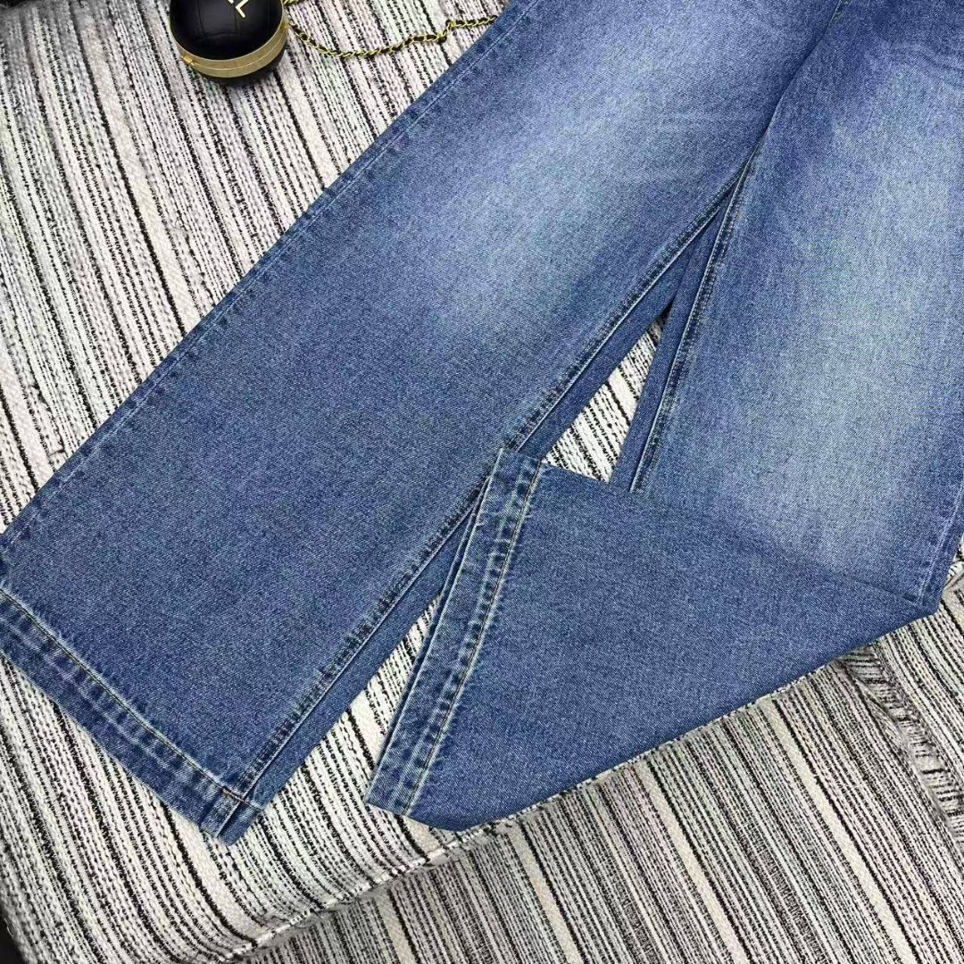 aa.jpg