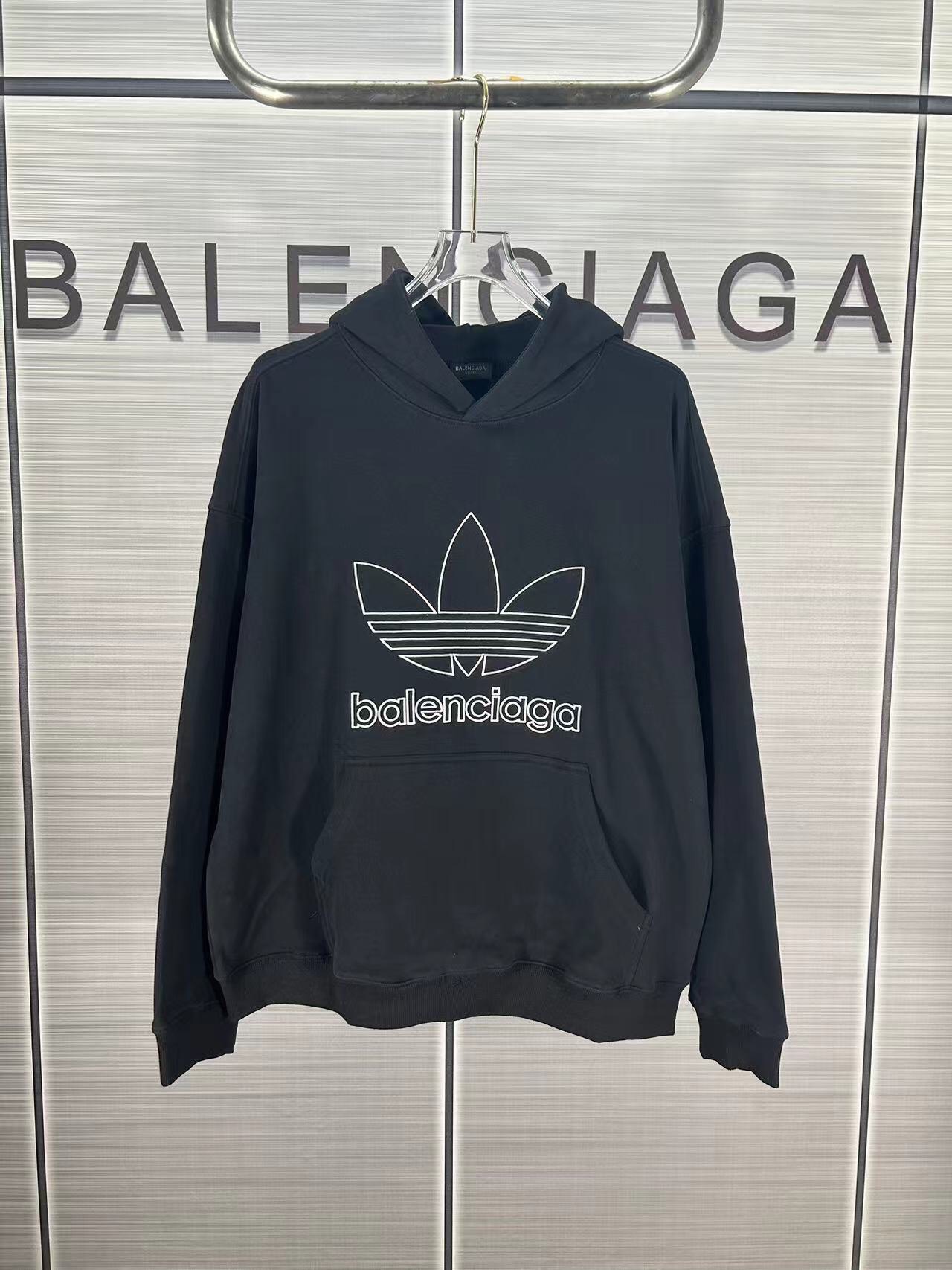 Paris Joint Adidas Embroidered Logo Long-Sleeved Vest – High-Quality Cotton, Comfortable Fit