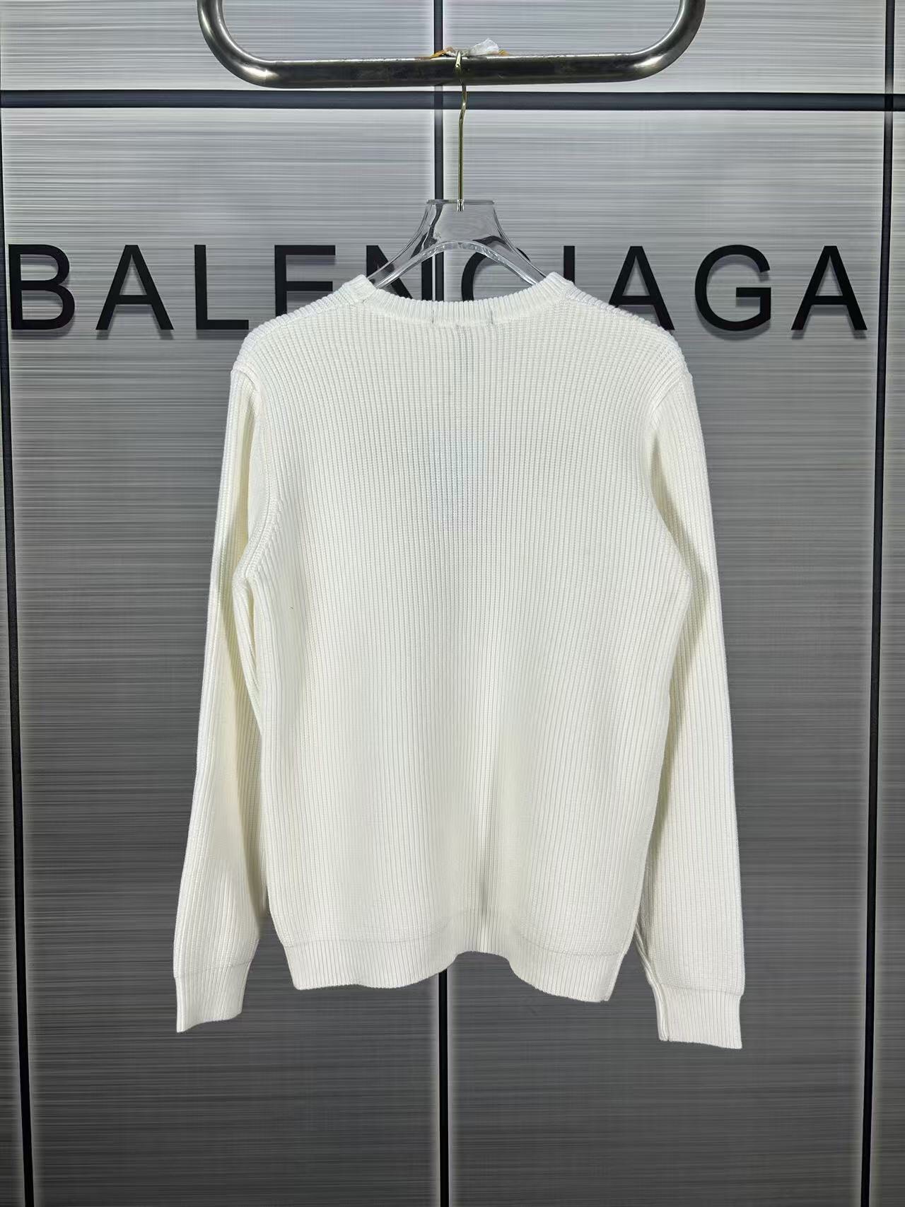 PRADA Unisex Classic Knitted Sweater: High-Quality, Cozy, and Versatile - 图片 2