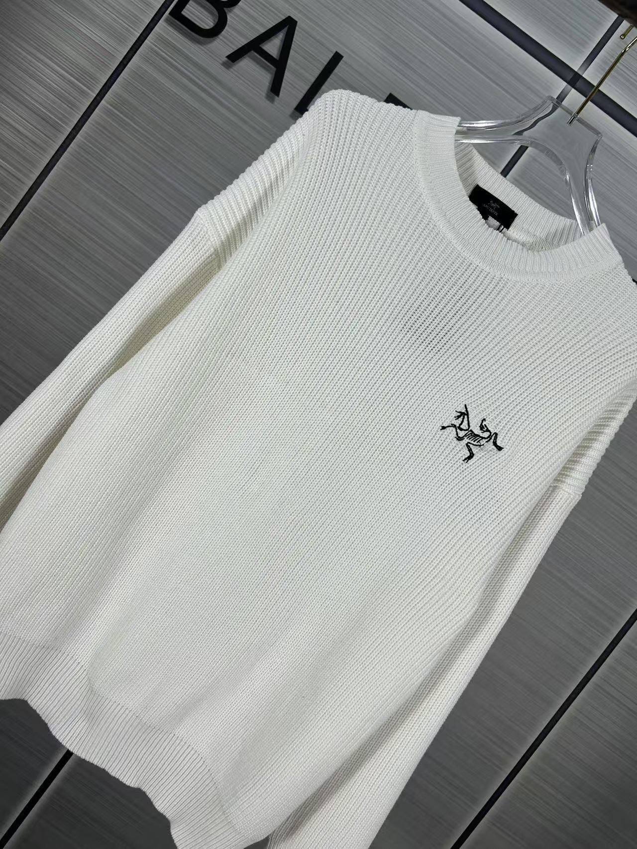 2024 High-End Coarse Sweater: Customized Classic Fashion with Cyst Logo - 图片 7