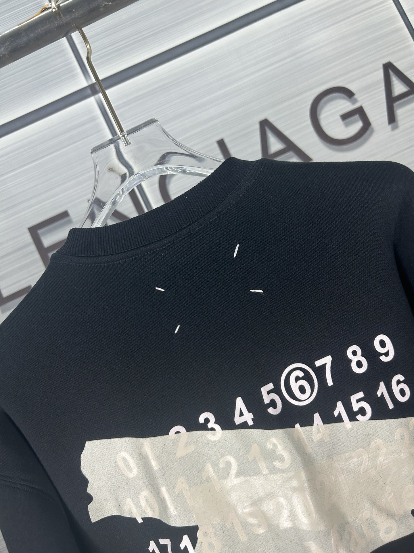 Maison Margiela MM6 Embroidered Cotton Oxen Shirt with 32 Pounds of Smooth Cotton - 图片 8