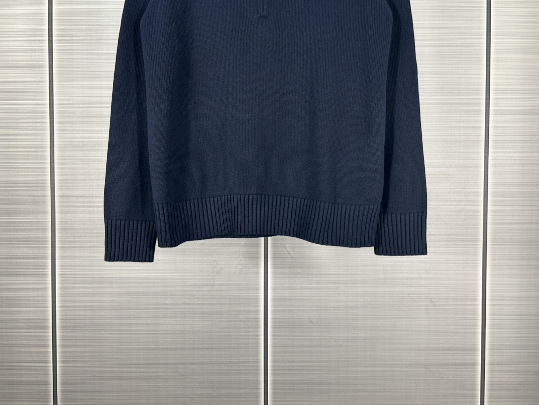 2024 CJCR Monochrome Knit Sweater Coat with Unique Collar Design - 图片 5