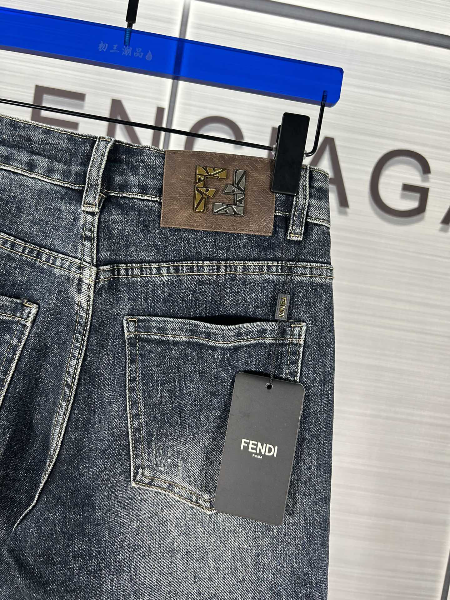 2024 Autumn Fendi High-Tech Micro-Flexible Jeans: Unique Design, Top-Grade Fabric - 图片 5