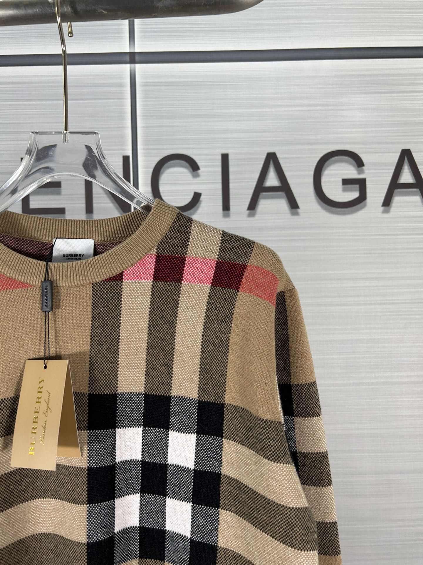 2024 Burberry/Barberley Round-Clip Sweater in High Quality for Same-Sex, Multiple Sizes Available - 图片 5