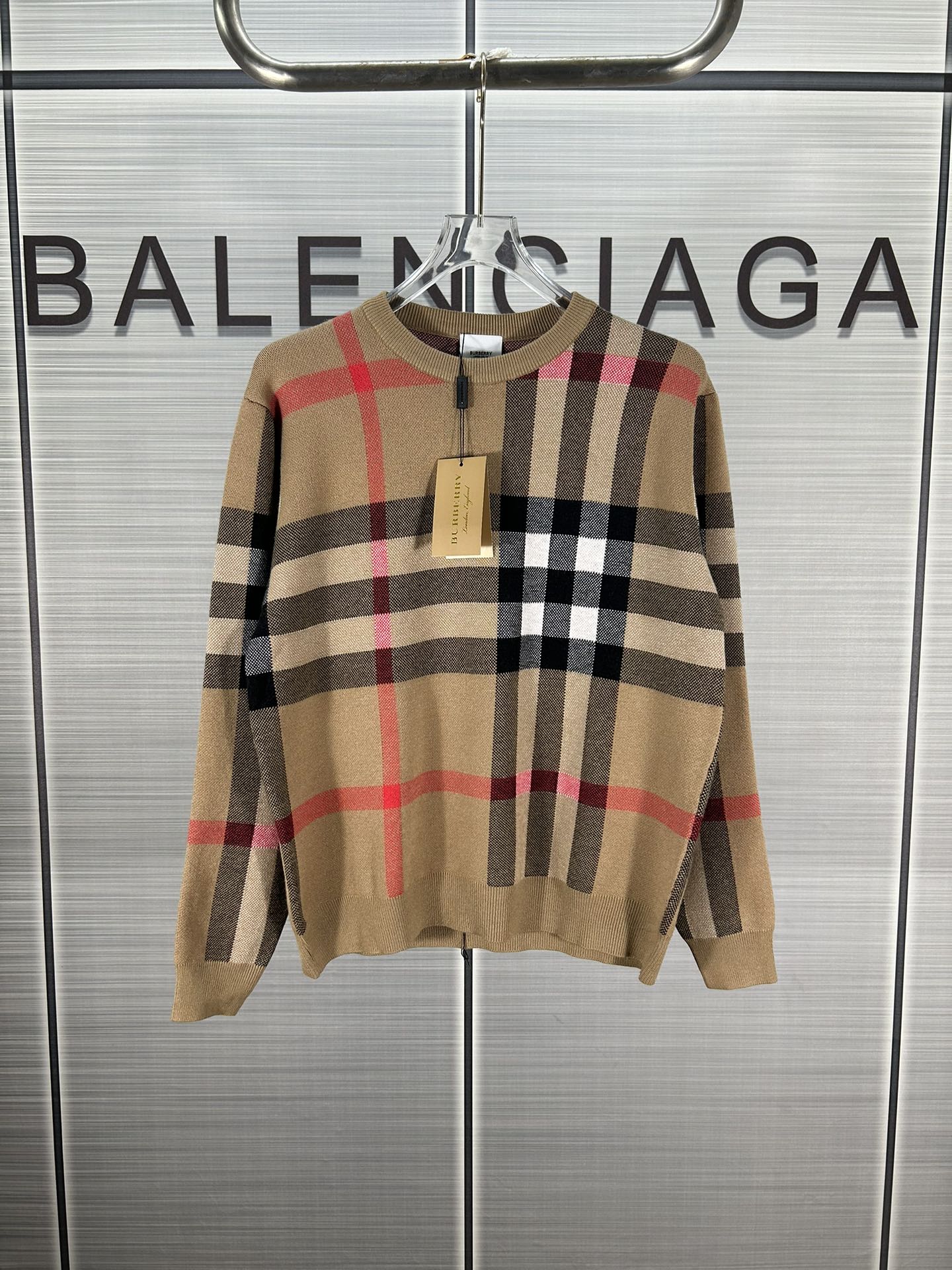 2024 Burberry/Barberley Round-Clip Sweater in High Quality for Same-Sex, Multiple Sizes Available - 图片 1