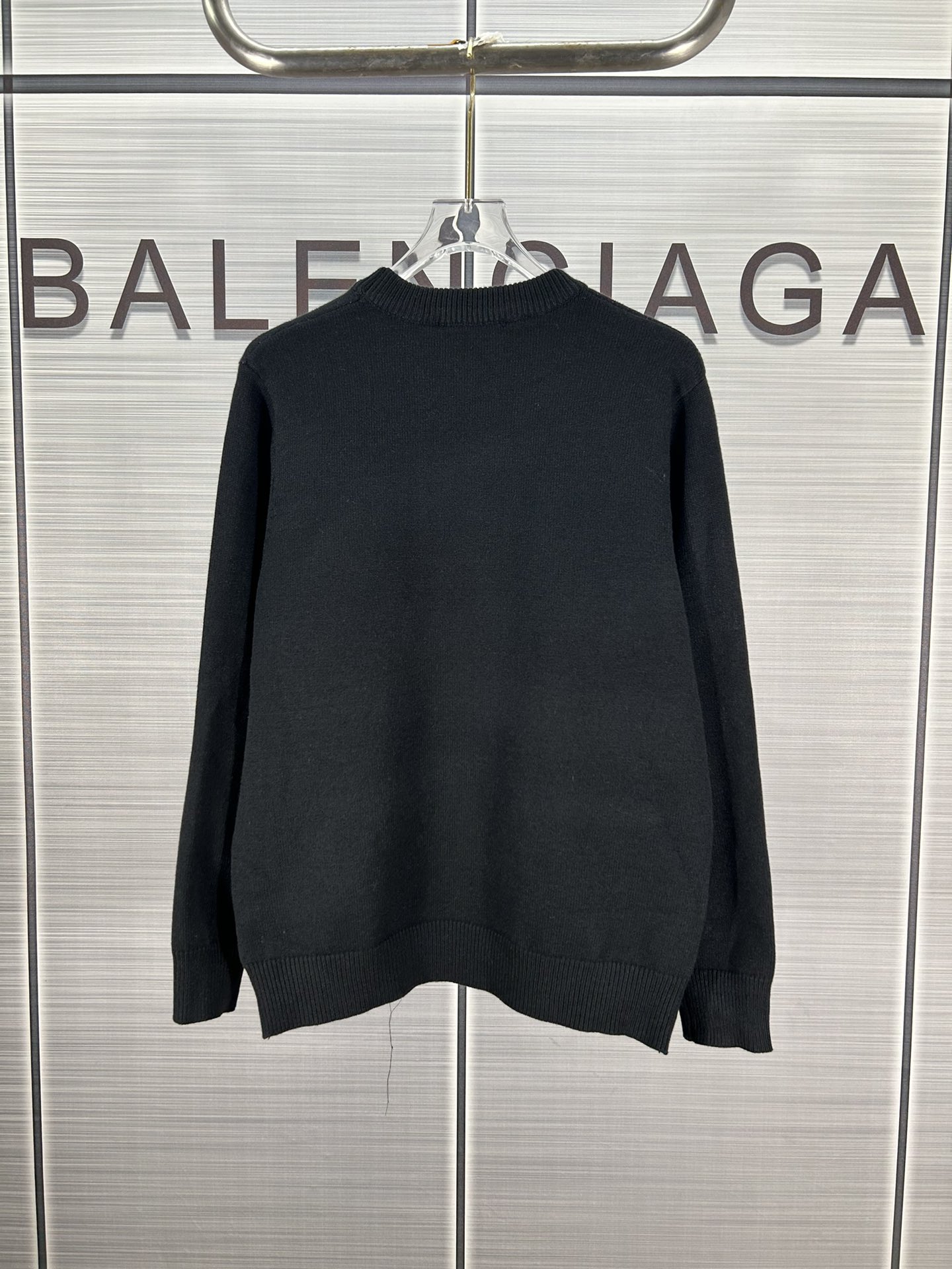 2024 Louis Vuitton Long-Sleeved Hairshirt Collection: Quality Detail for Same-Sex Couples - 图片 2