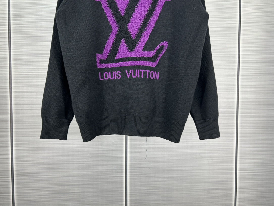 2024 Louis Vuitton Long-Sleeved Hairshirt Collection: Quality Detail for Same-Sex Couples - 图片 8