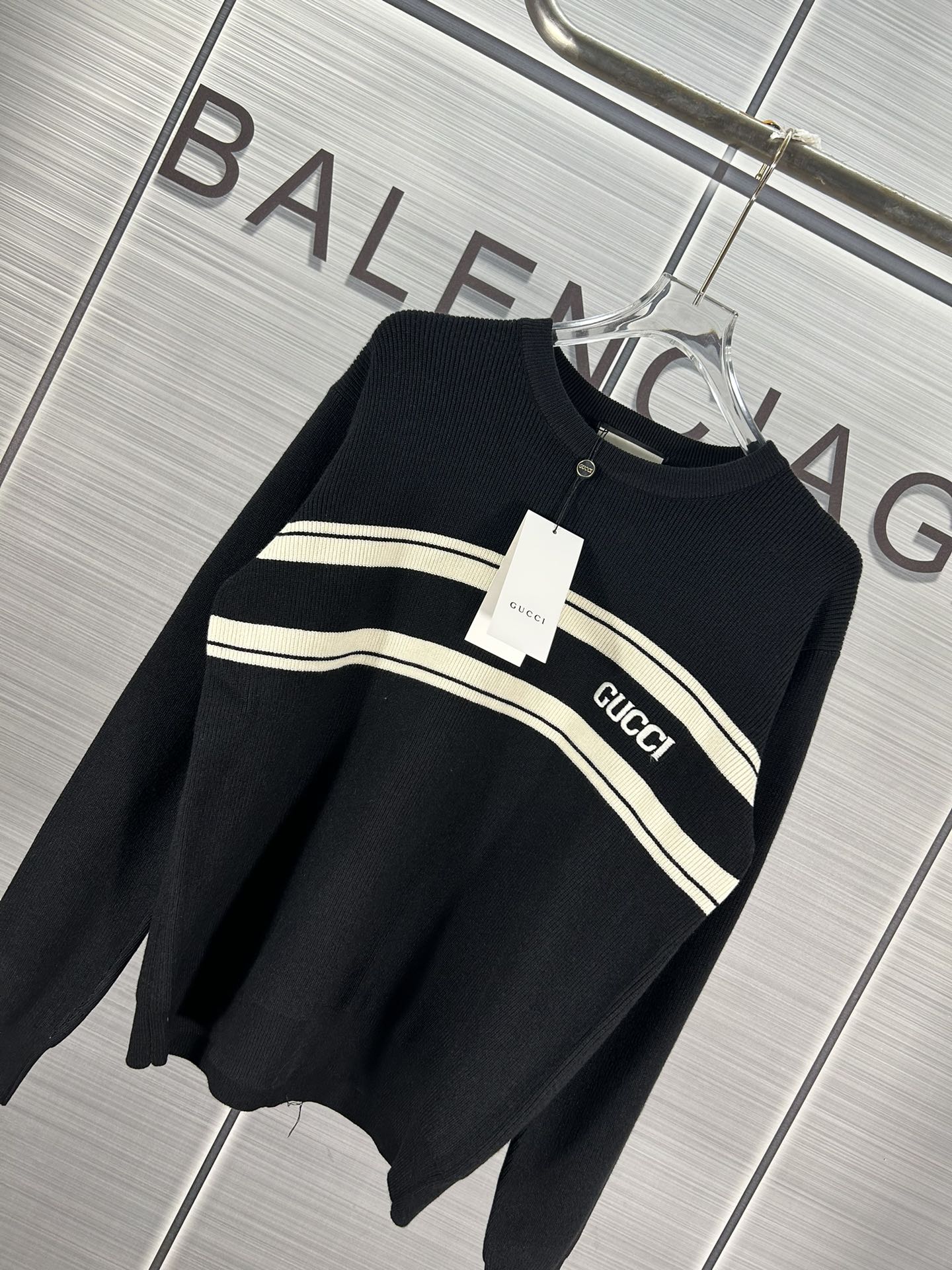 2024 Fall/Winter New GUCCI Logo Knit Collection: Black and Red Options, Sizes XS-L - 图片 3