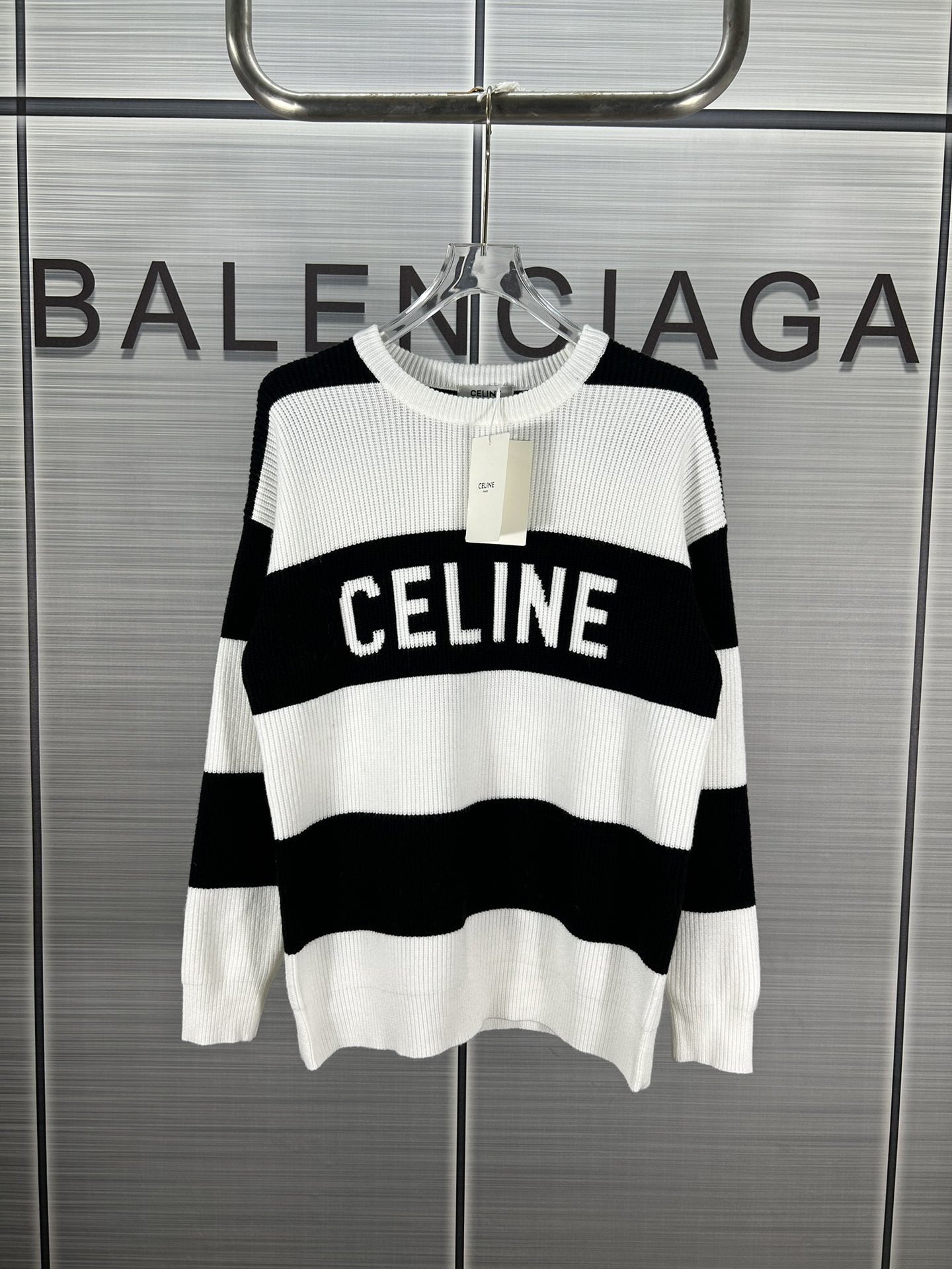 2024 Trend: High-Quality Knit Striped Round Sweaters by CELINE - 图片 1