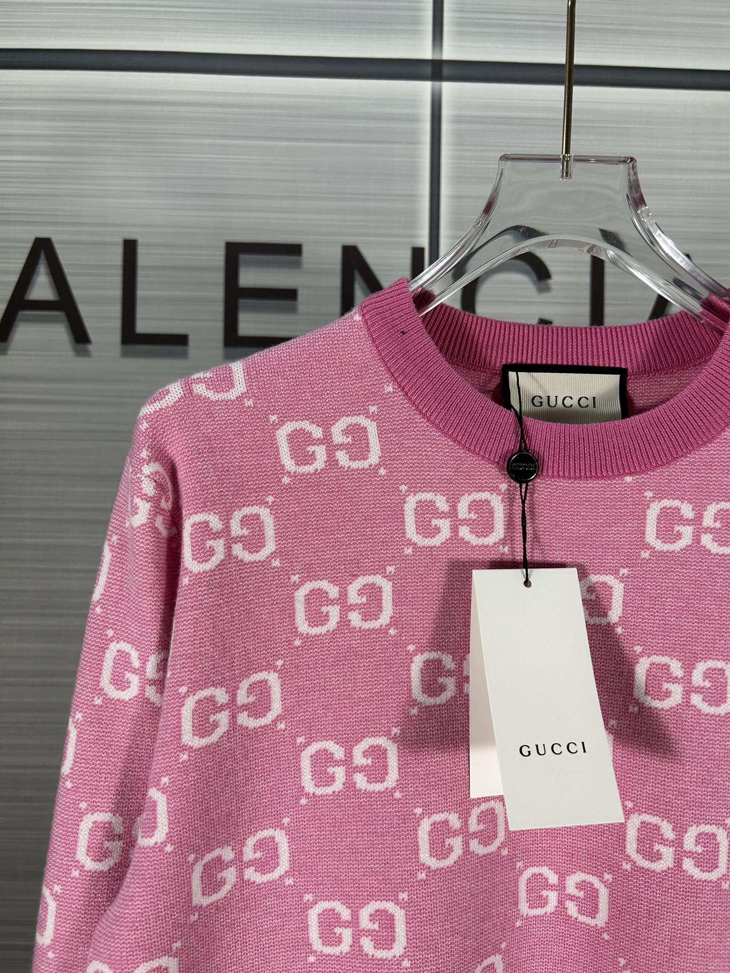 2024 GUCCI Knitted Sweaters: Autumn/Winter Collection with Detailed Quality in Black and Coffee Options - 图片 5