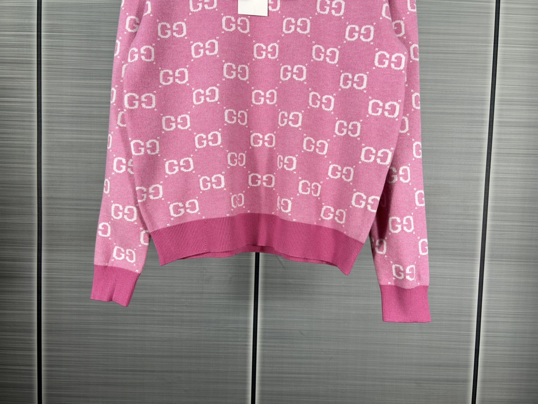 2024 GUCCI Knitted Sweaters: Autumn/Winter Collection with Detailed Quality in Black and Coffee Options - 图片 8