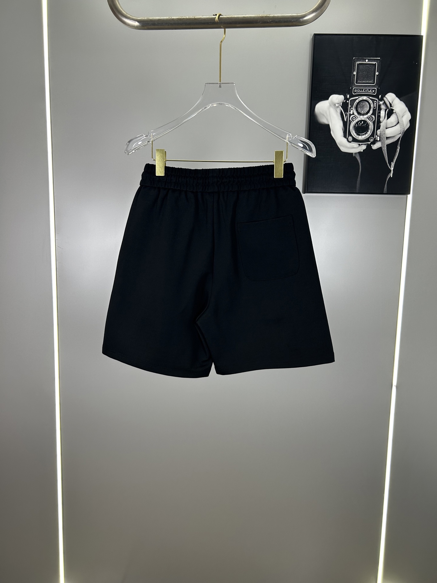 High-End Sport Shorts with Modern Classic Design in High-Intensity Fabric - 图片 2