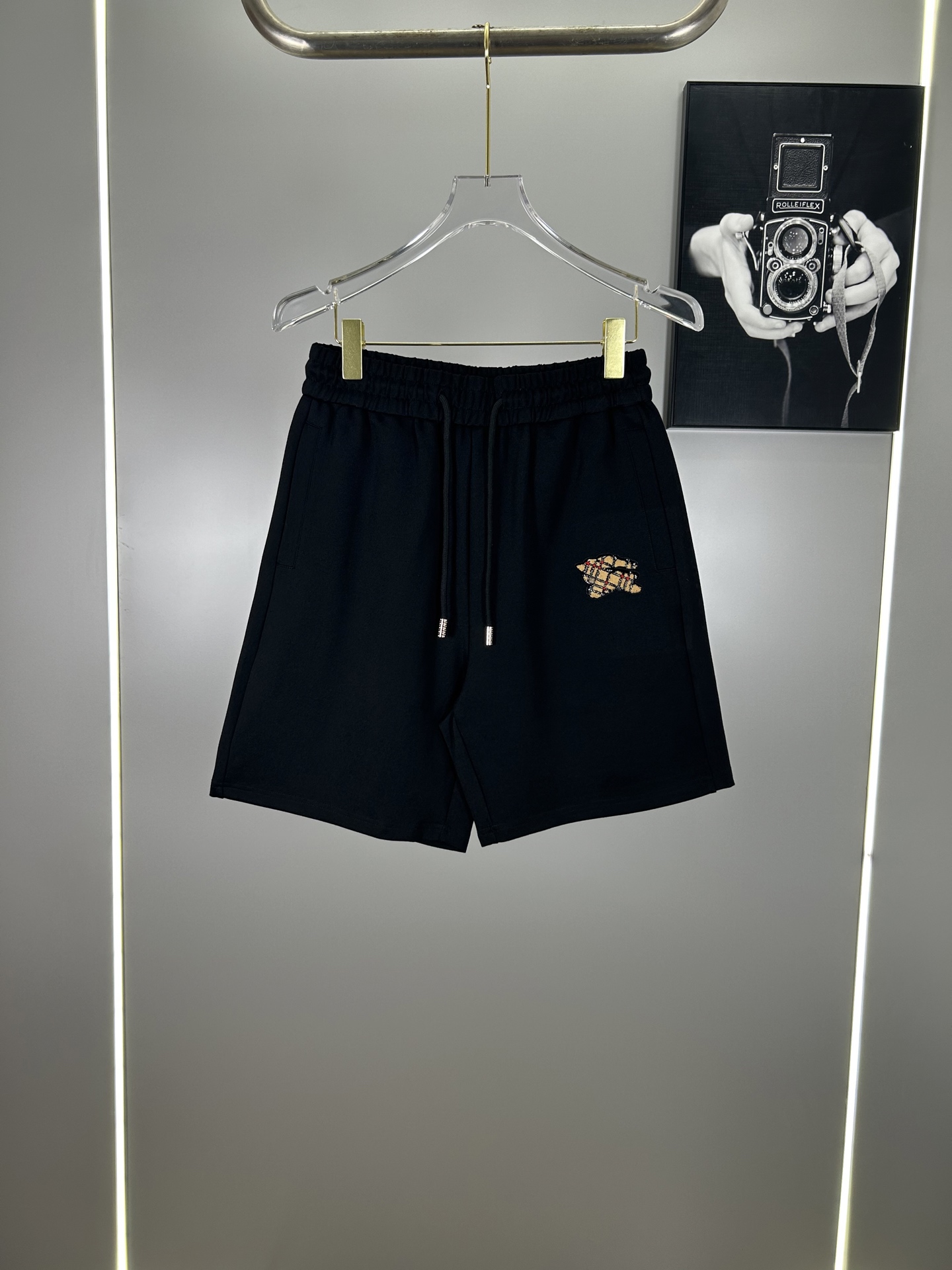 High-End Leisure Sport Shorts with Modern Urban Style in High-Intensity Fabric - 图片 1