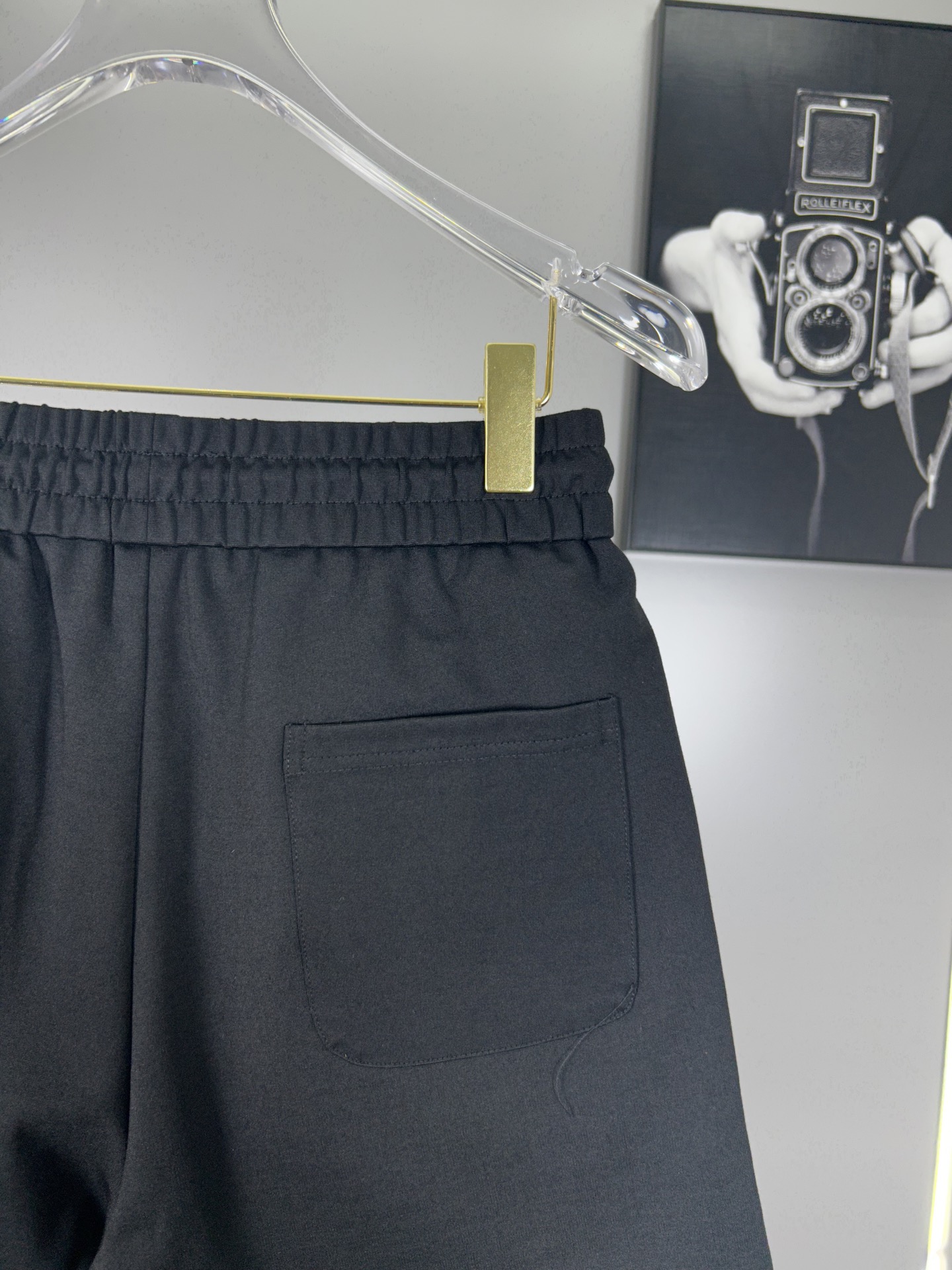 High-End Leisure Sport Shorts with Modern Classic Design in High-Intensity Fabric - 图片 6