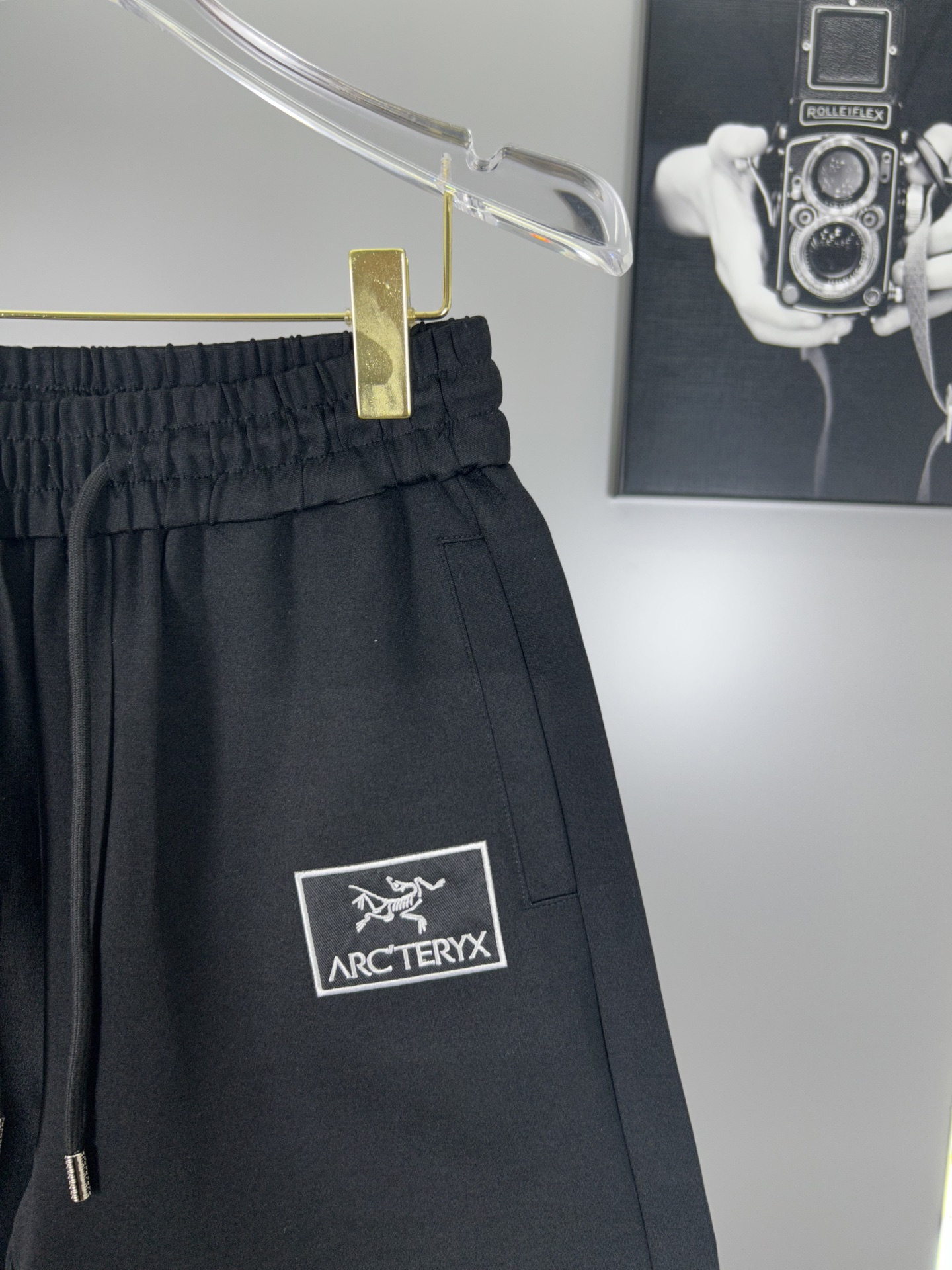 High-End Leisure Sport Shorts with Modern Classic Design in High-Intensity Fabric - 图片 4