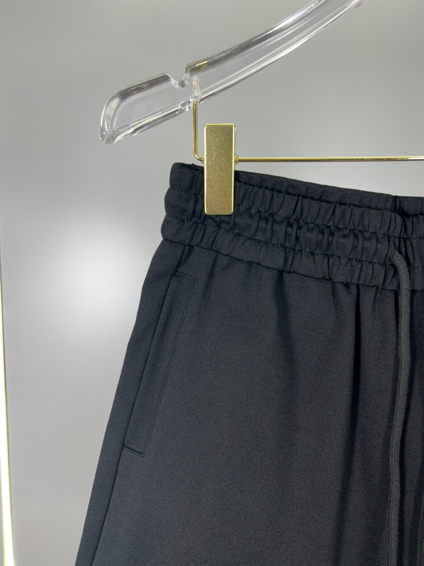 High-End Recreational Sports Shorts in Modern Classic Style with 400g Fabric - 图片 5