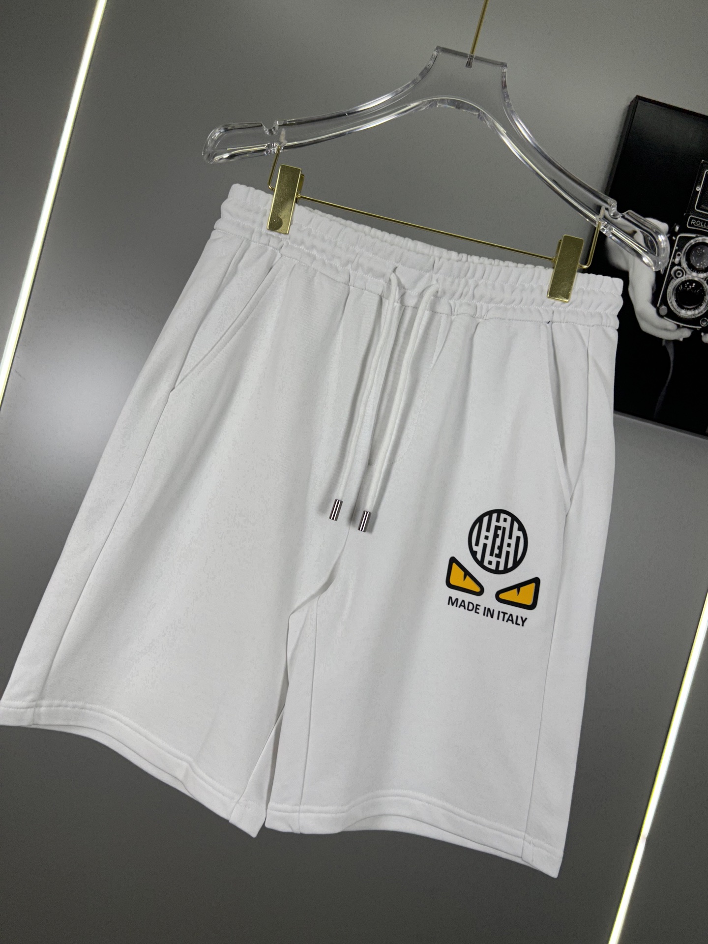 High-End FENDI Classics Shorts: Premium Cotton, 380g Fur, Detailed Design - 图片 3