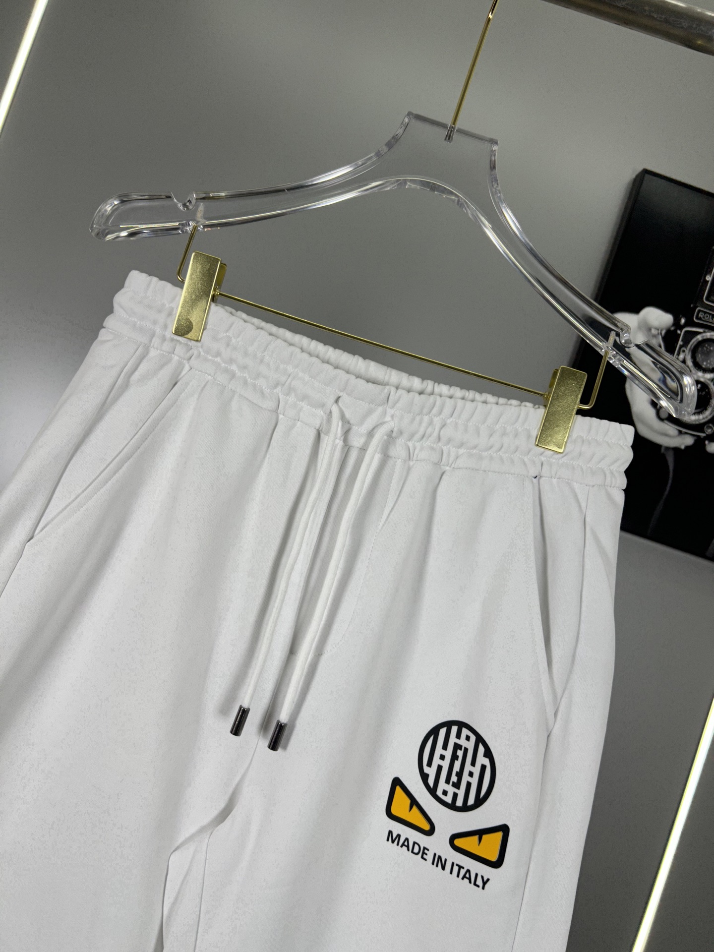 High-End FENDI Classics Shorts: Premium Cotton, 380g Fur, Detailed Design - 图片 5