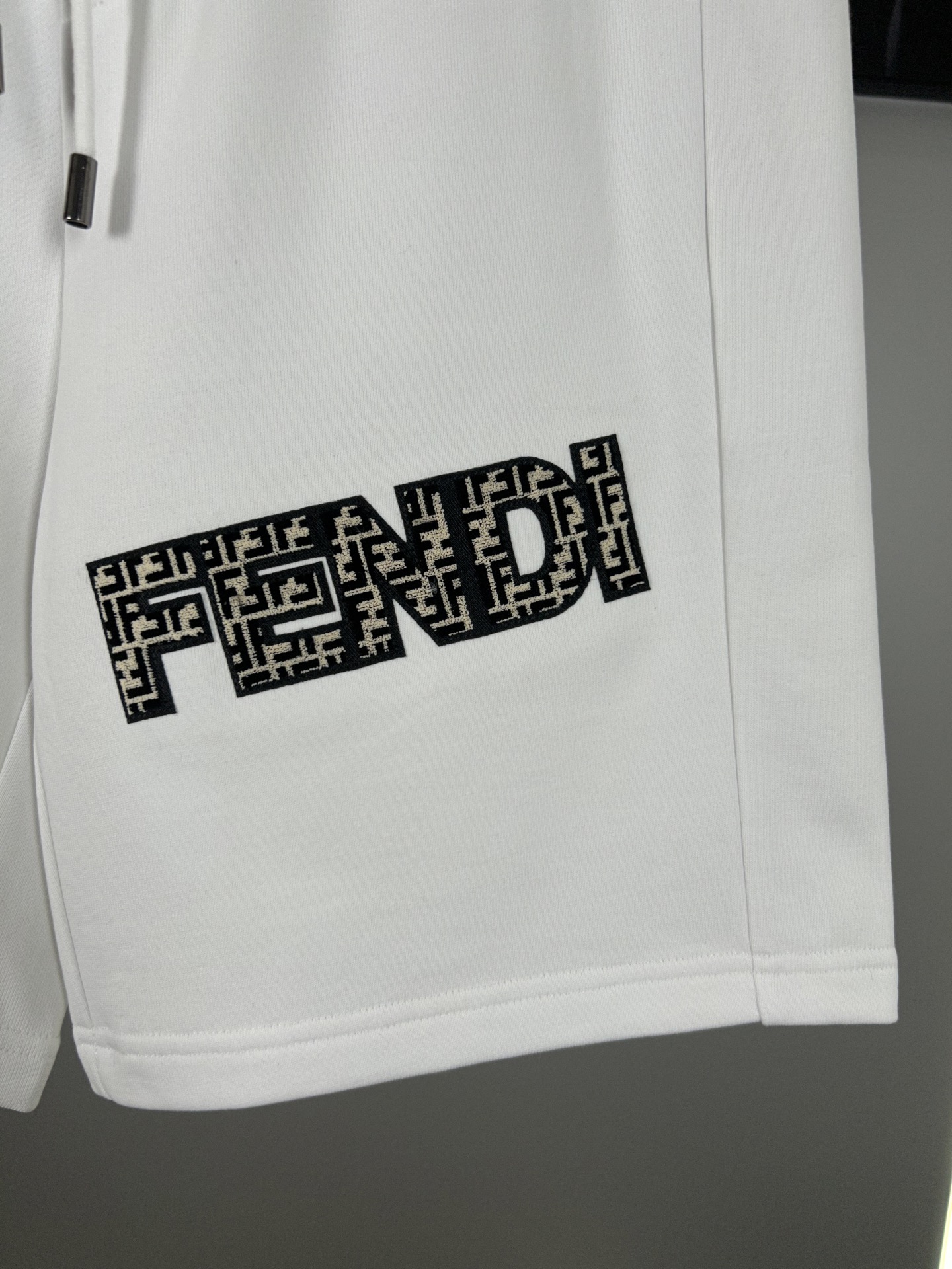 High-End Freddy FENDI Classics Synchronized Shorts in 380g Cotton Fur - 图片 5