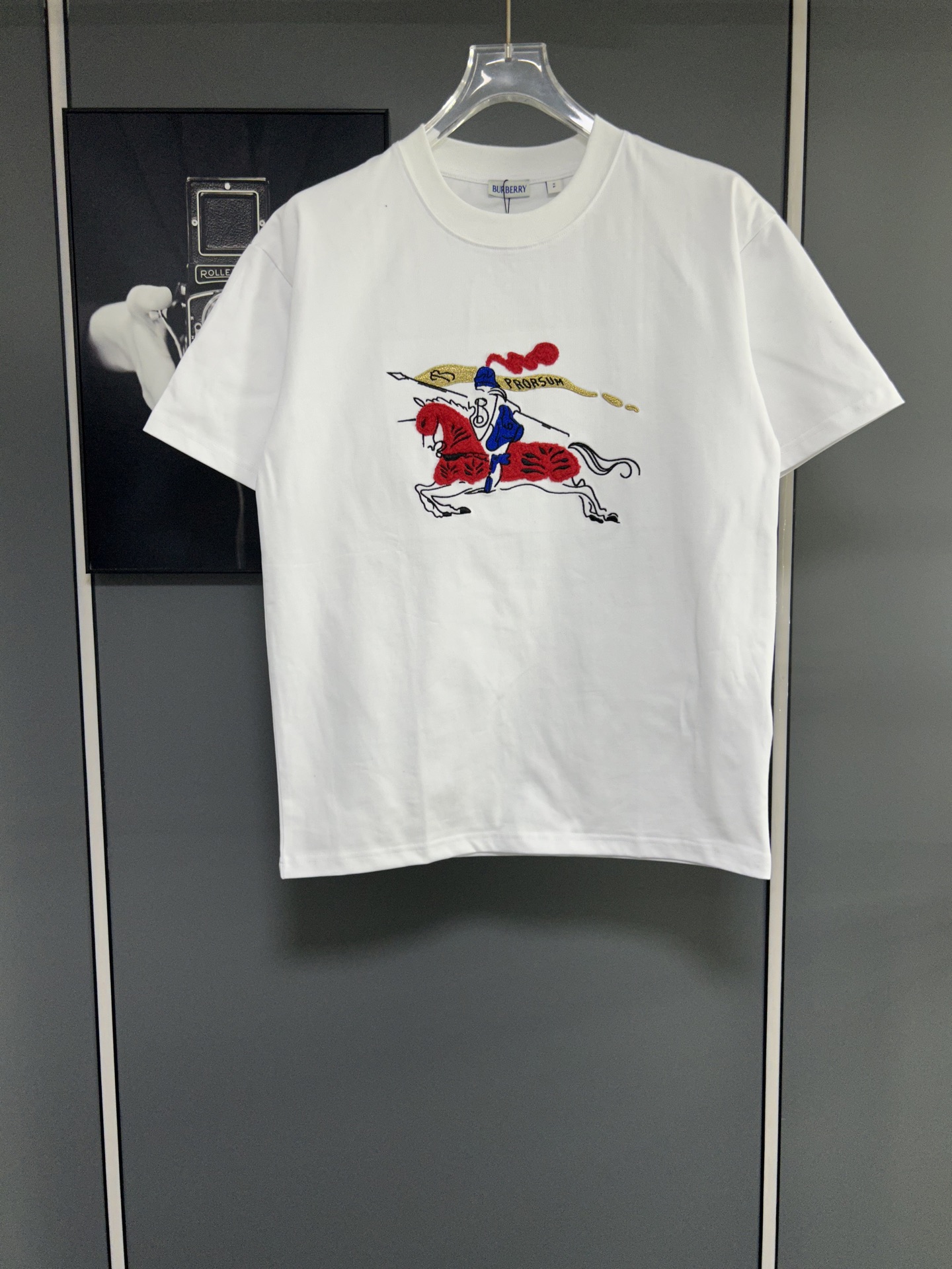 P90 BURBERRY/Burberry Camiseta de manga corta con cuello redondo de 320 g de alta calidad Marca clásica BBR industria p…
